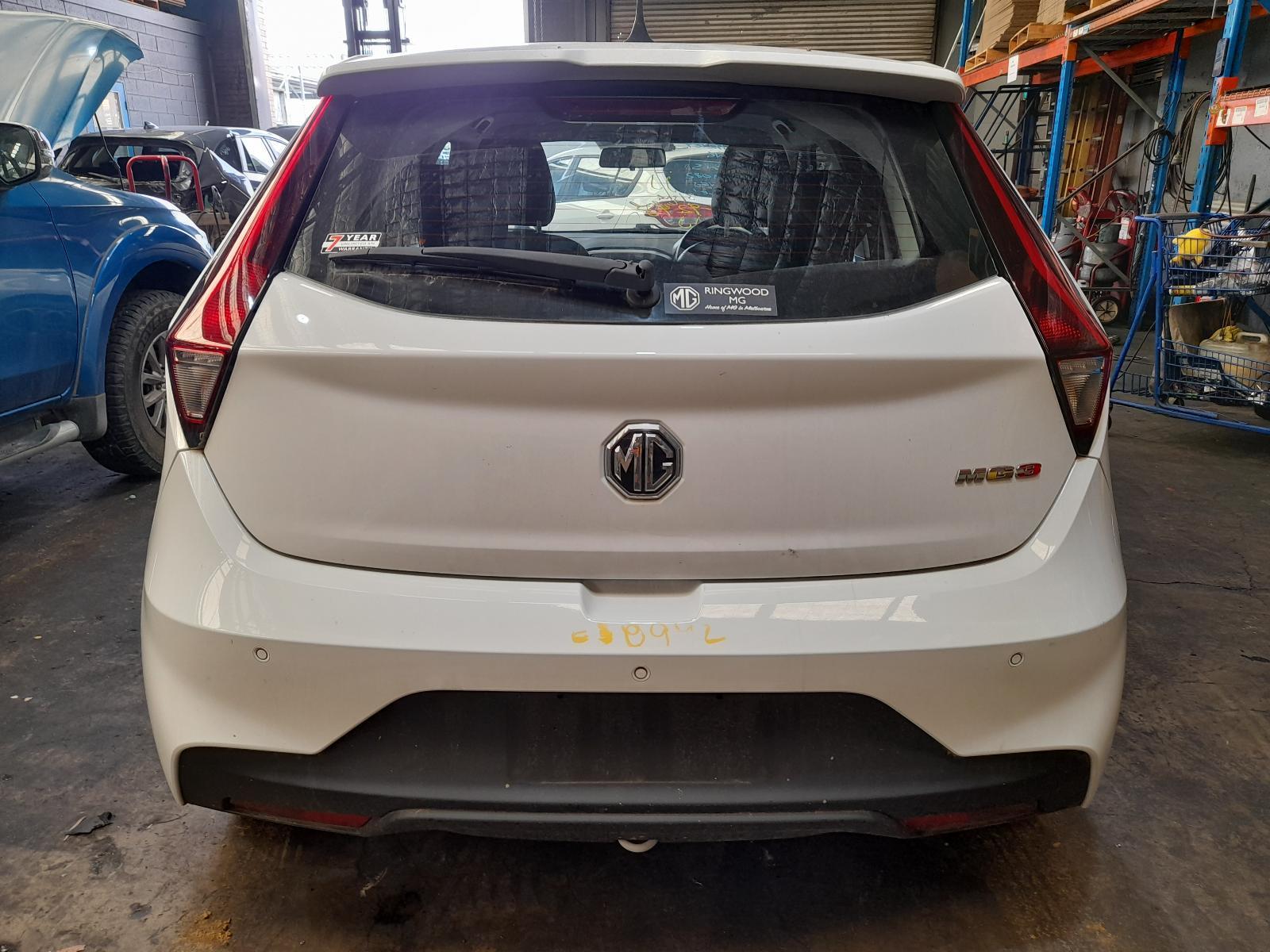 View Auto part Rear/Tailgate Glass Mg Mg3 2022