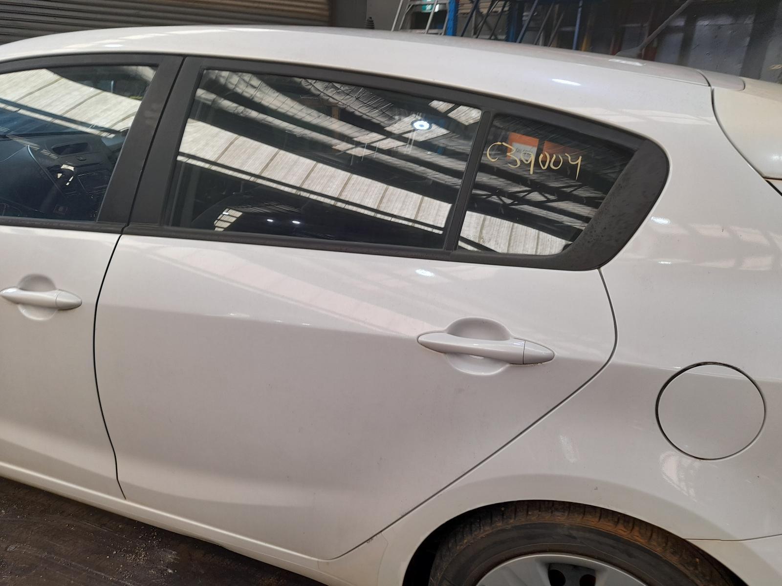 View Auto part Left Rear Door/Sliding Kia Cerato 2015