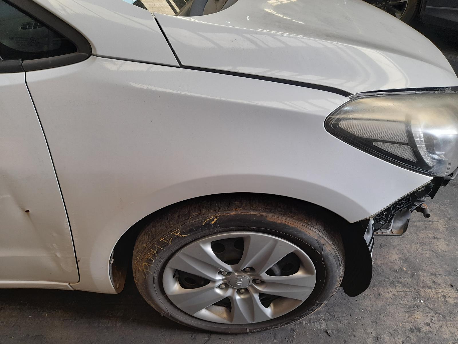 View Auto part Right Guard Kia Cerato 2015