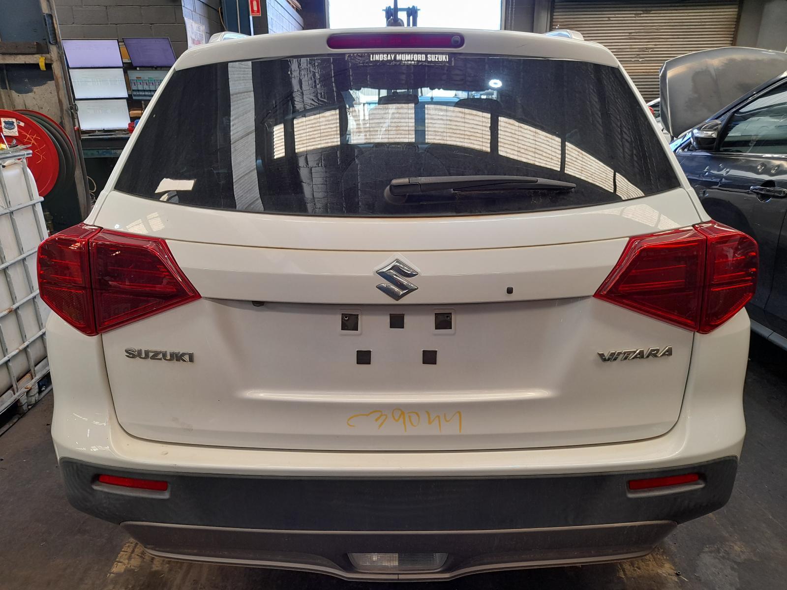 View Auto part Rear/Tailgate Glass Suzuki Vitara 2021