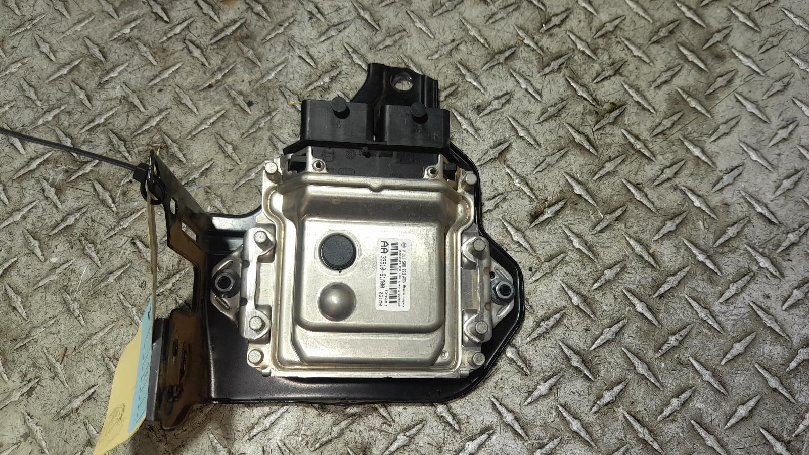 View Auto part Ecu Suzuki Vitara 2021