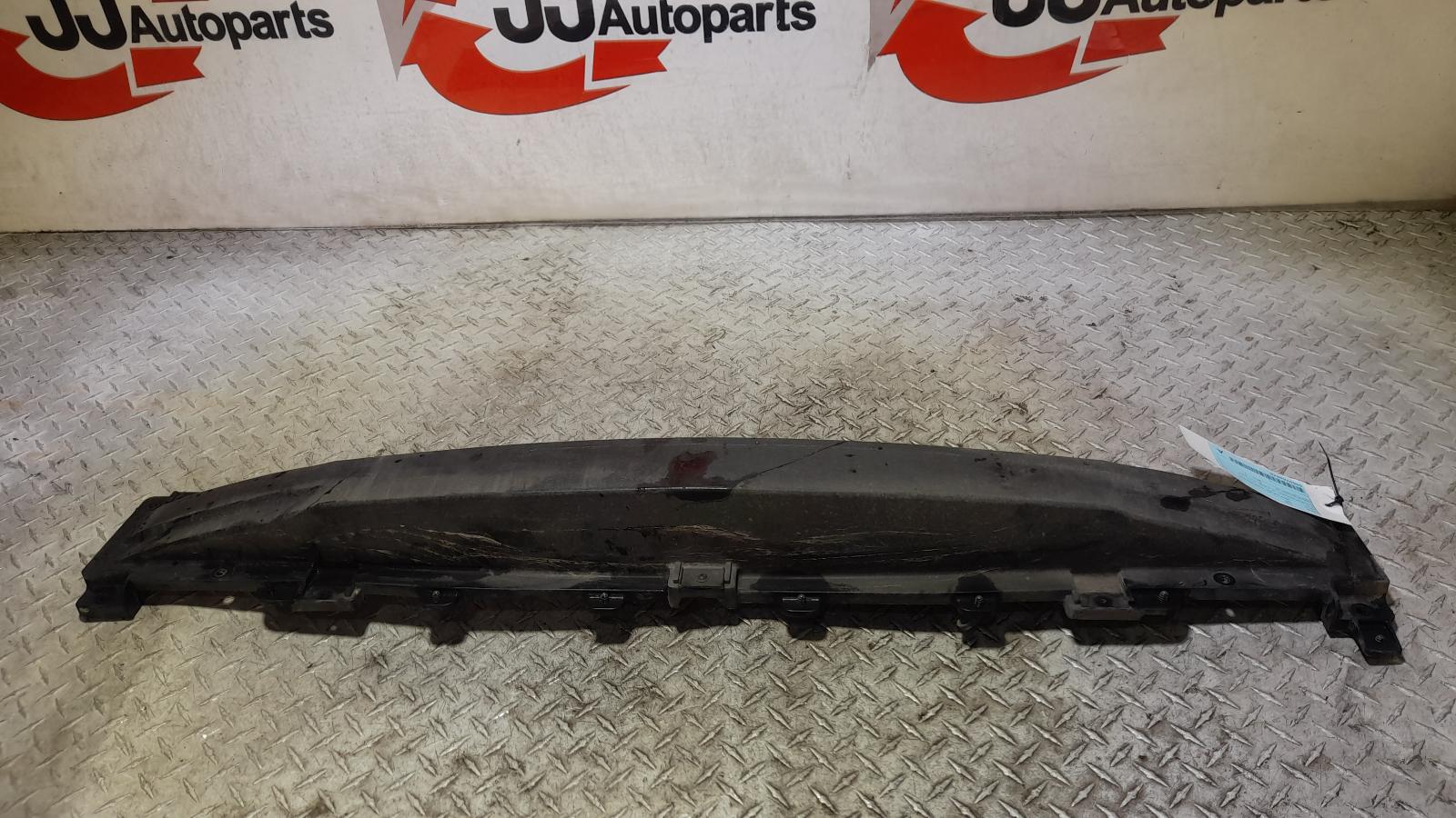 View Auto part R/Bar Bracket/Reinfo Hyundai I40 2012