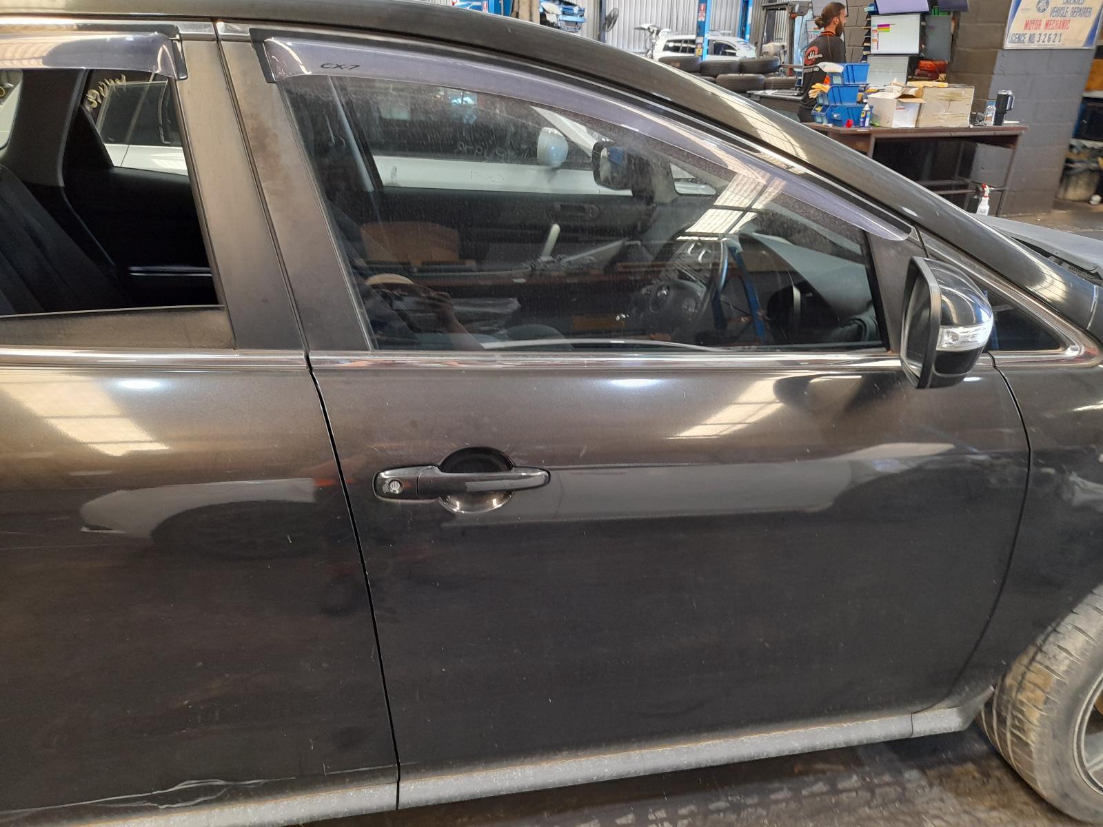 View Auto part Right Front Door Mazda Cx7 2011