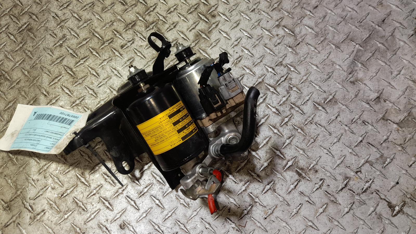 View Auto part Abs Pump/Modulator Lexus Ct200h 2012