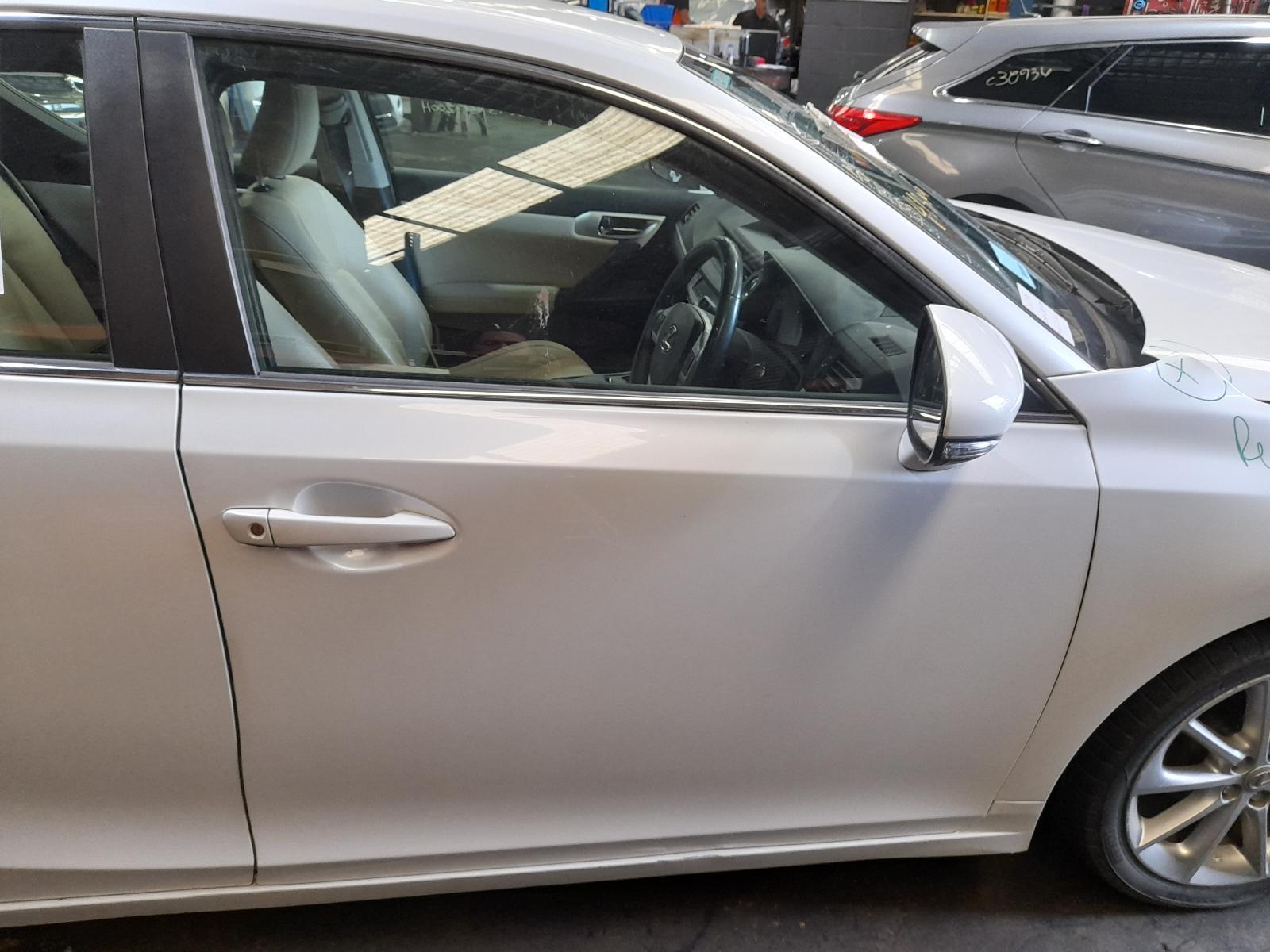View Auto part Right Front Door Lexus Ct200h 2012