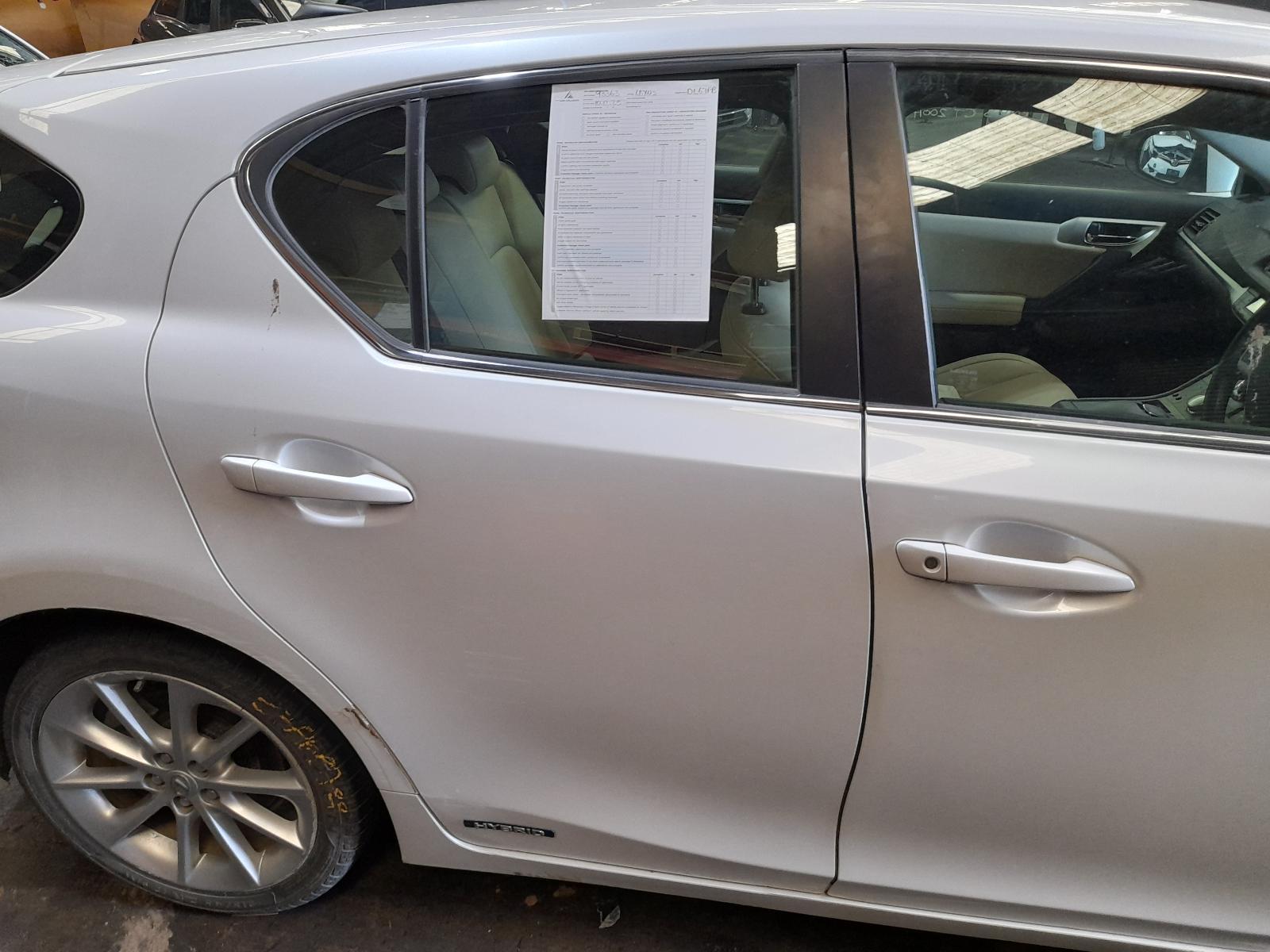 View Auto part Right Rear Door Sliding Lexus Ct200h 2012