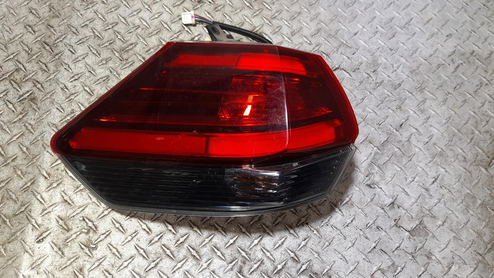 View Auto part Left Taillight Nissan Xtrail 2018