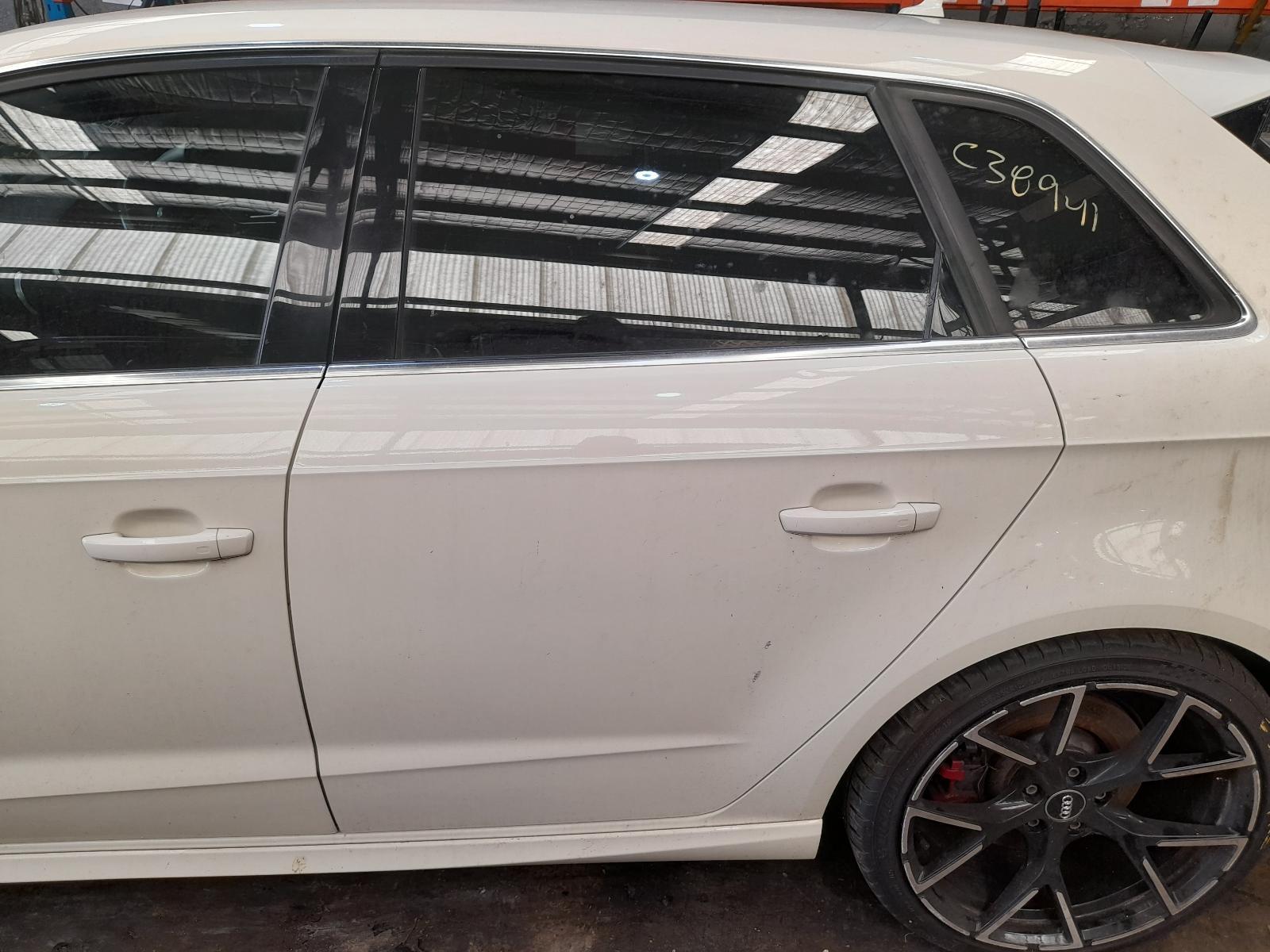 View Auto part Left Rear Door/Sliding Audi A3 2014