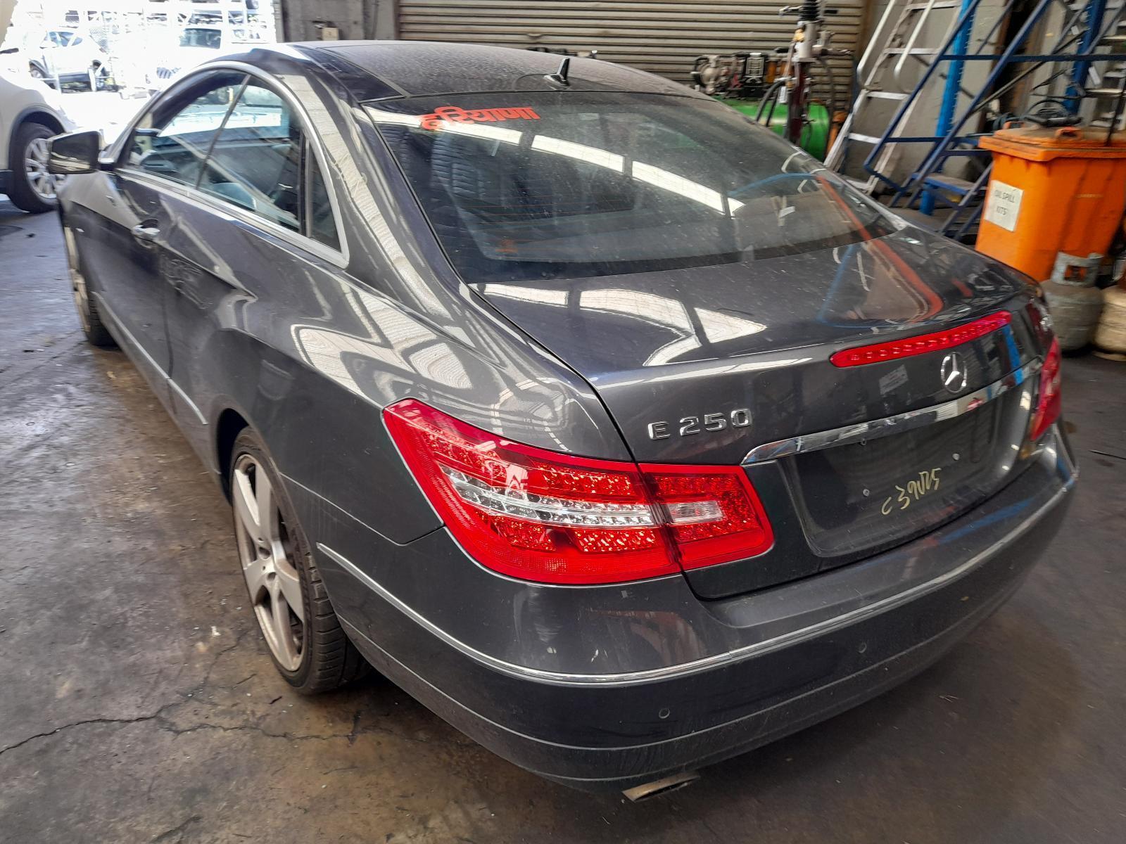 View Auto part Trans/Gearbox Mercedes E Class 2011