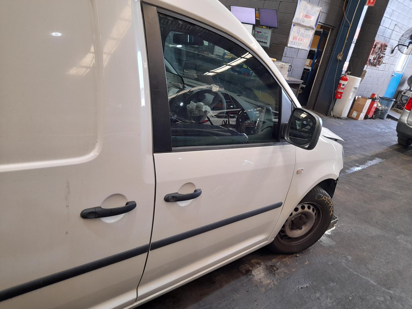 View Auto part Right Front Door Volkswagen Caddy 2014