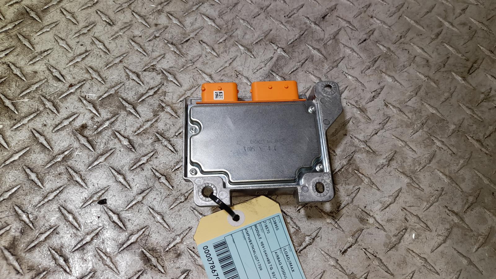 View Auto part Airbag Module/Sensor Hyundai Iload/imax 2019