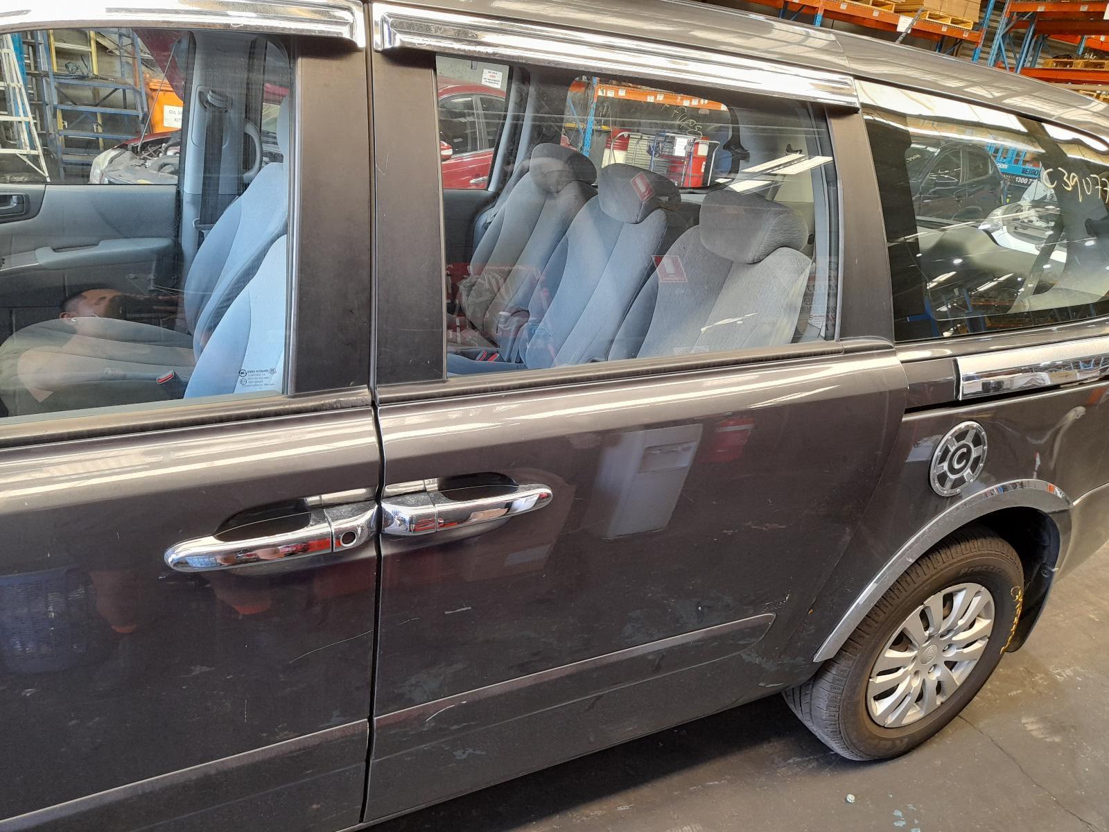 View Auto part Left Rear Side Glass Kia Carnival/grand Carnival 2011