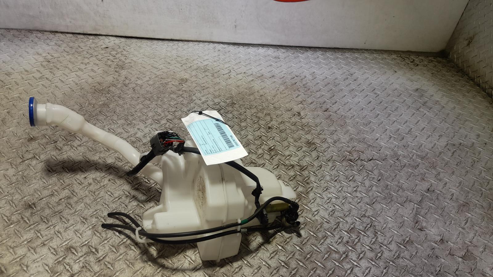 View Auto part Washer Bottle Mazda 2 2020