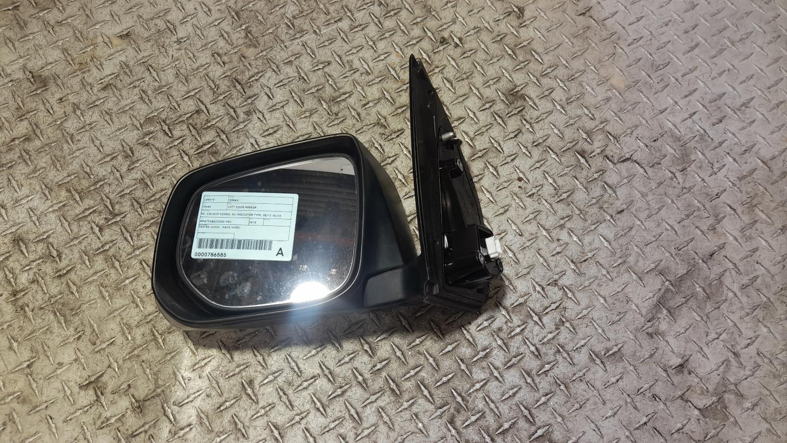 View Auto part Left Door Mirror Isuzu Dmax 2018