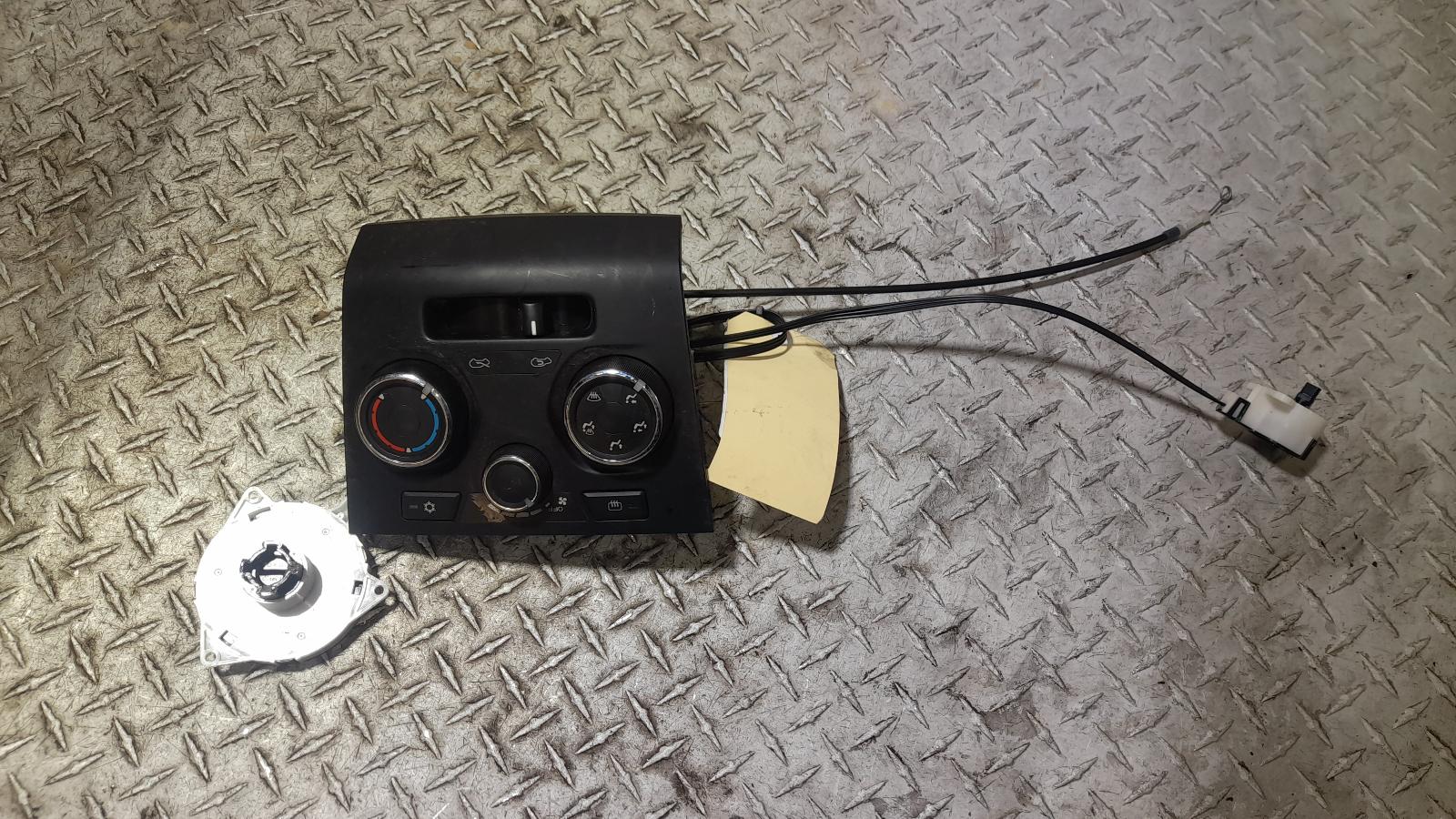 View Auto part Heater/Ac Controls Isuzu Dmax 2018