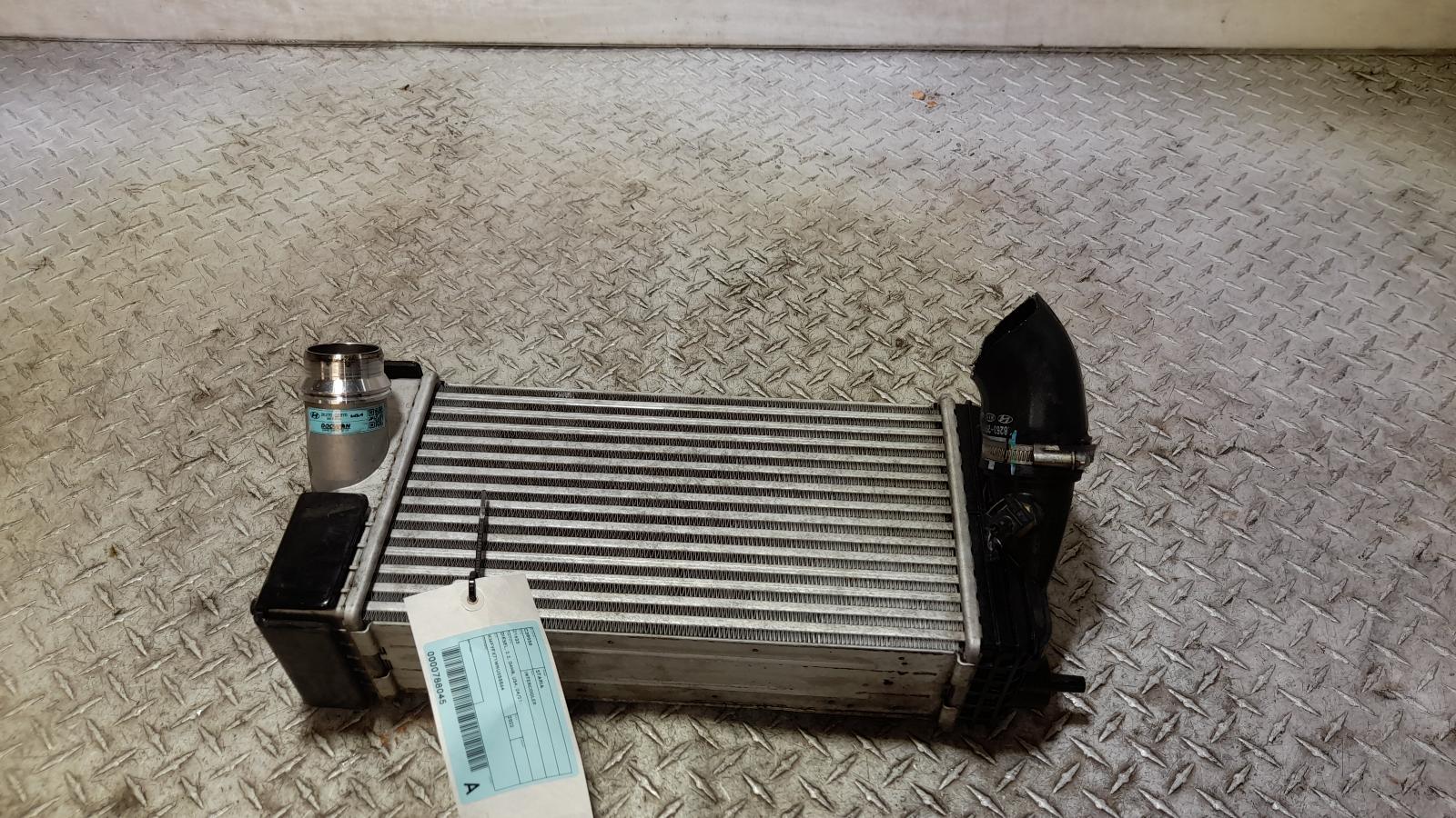 View Auto part Intercooler Hyundai Staria 2022