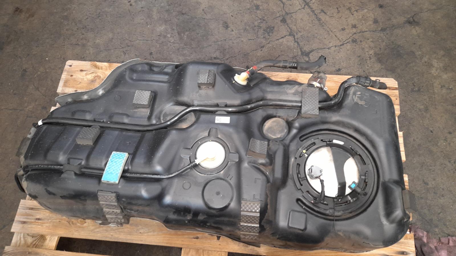 View Auto part Fuel Tank Hyundai Kona 2019