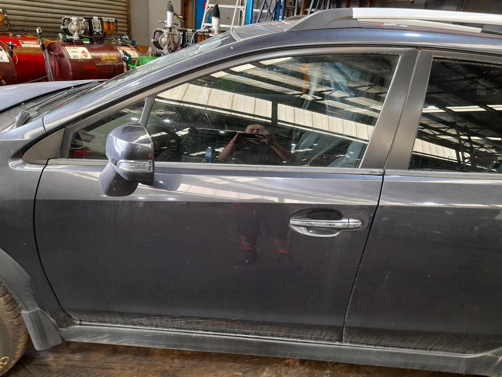 View Auto part Left Front Door Subaru Xv 2012