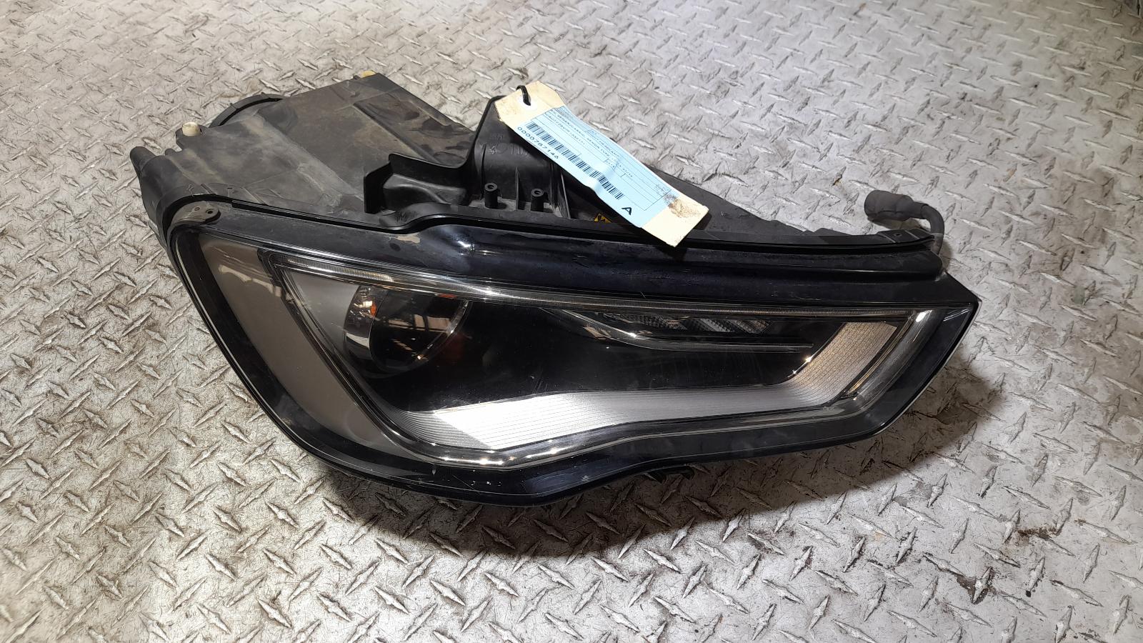 View Auto part Right Headlamp Audi A3 2014