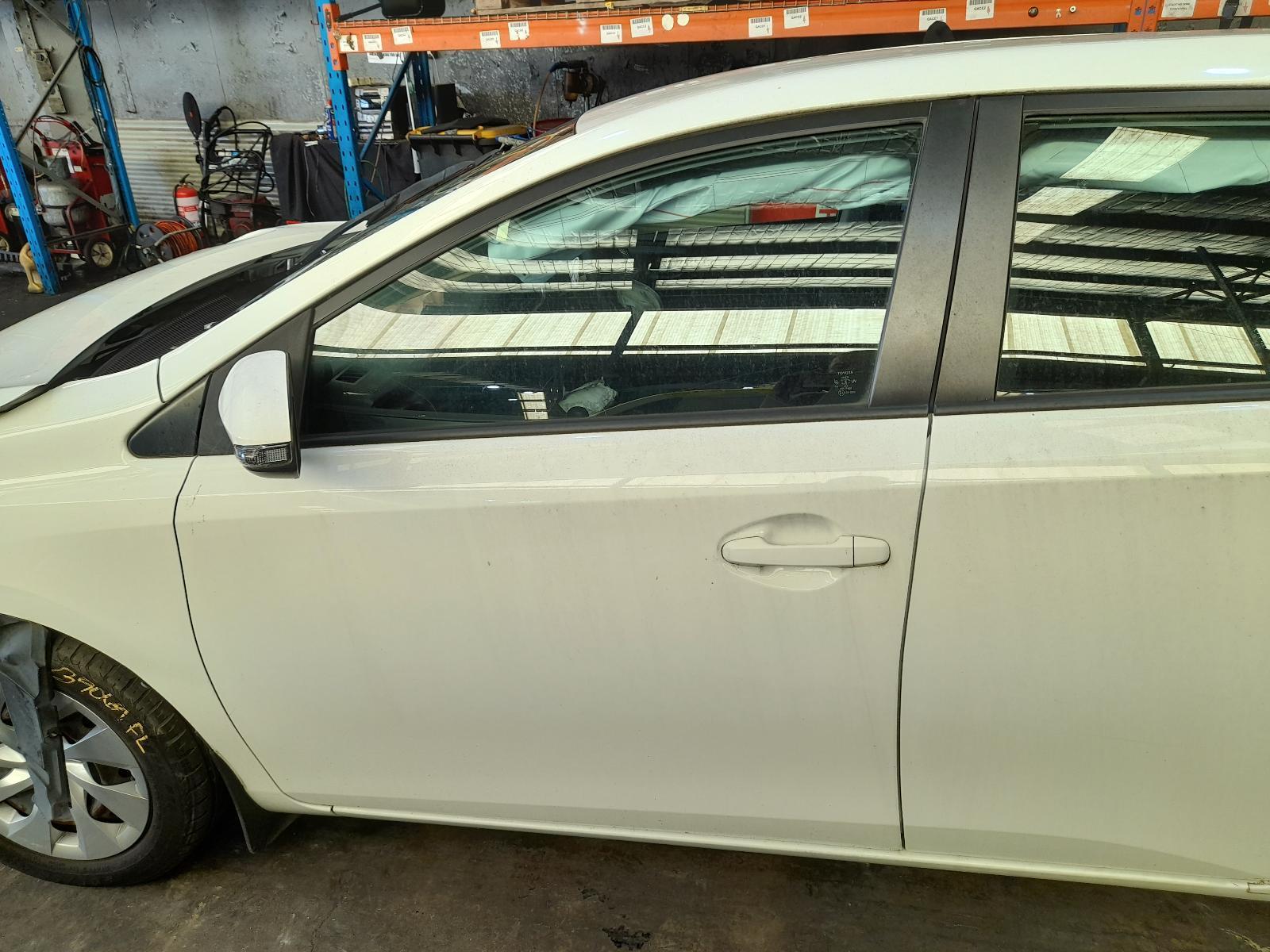View Auto part Left Front Window Reg/Motor Toyota Corolla 2018