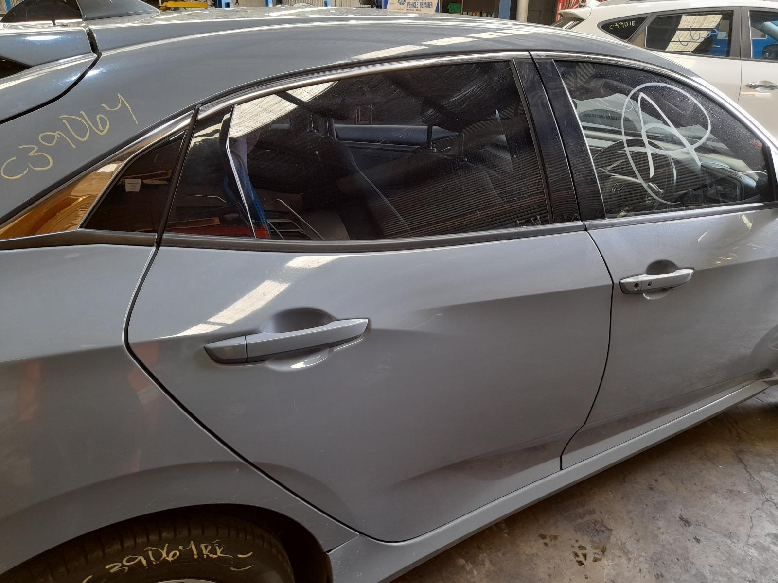 View Auto part Right Rear Door Sliding Honda Civic 2018