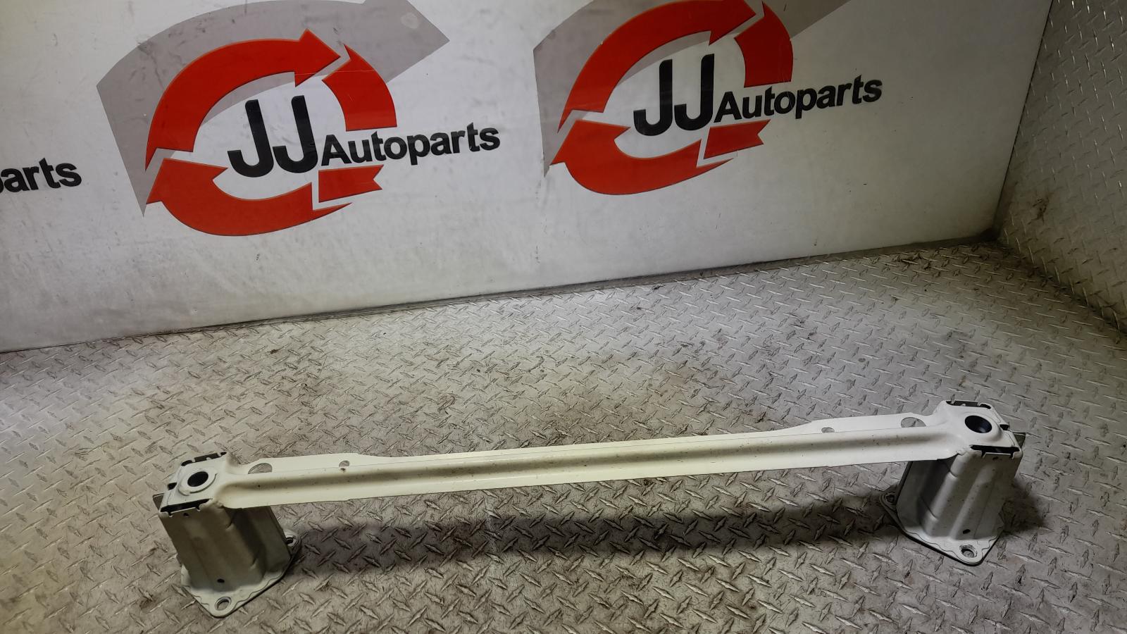 View Auto part R/Bar Bracket/Reinfo Subaru Xv 2013