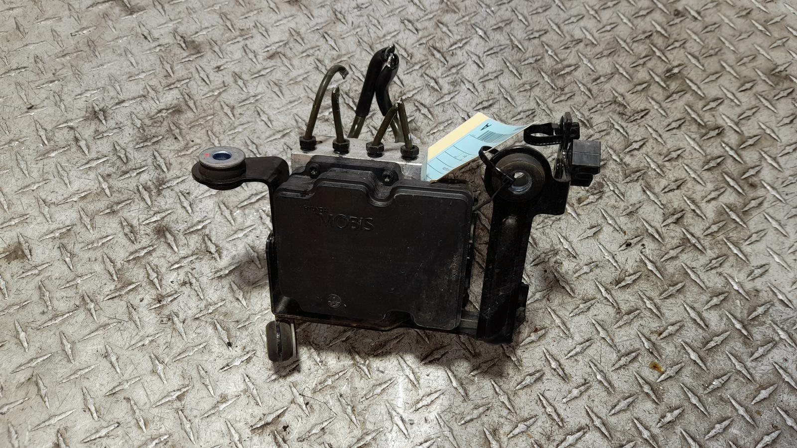 View Auto part Abs Pump/Modulator Hyundai I20 2011