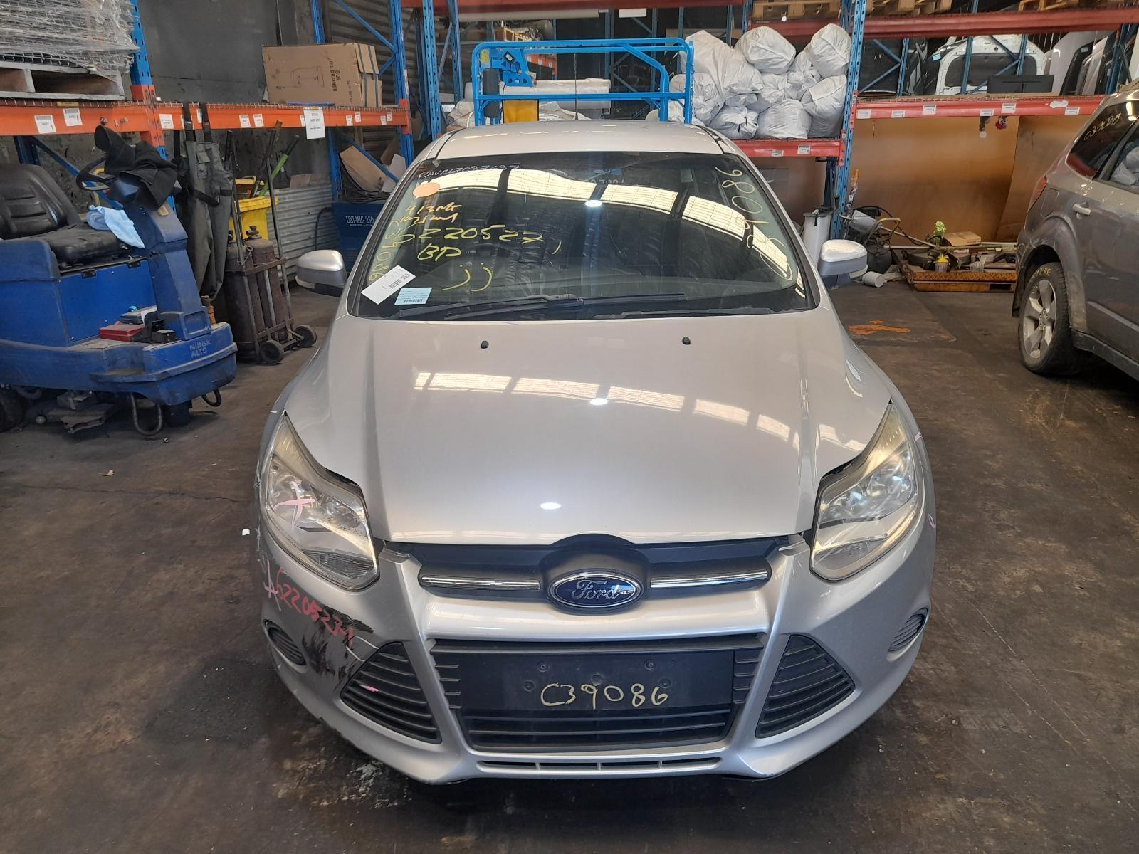 View Auto part Bonnet Ford Focus 2013
