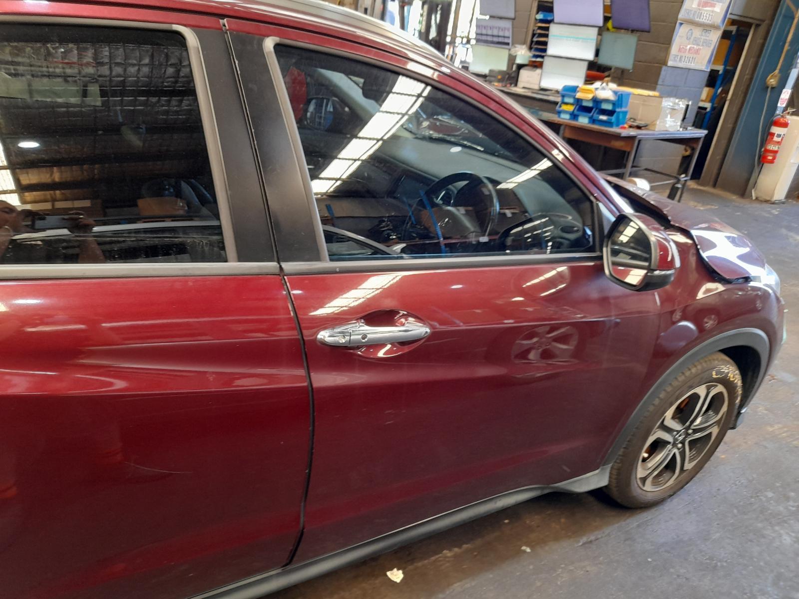 View Auto part Right Front Door Window Honda Hrv 2017