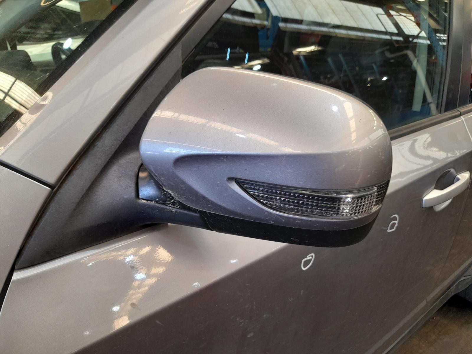View Auto part Left Door Mirror Subaru Forester 2011