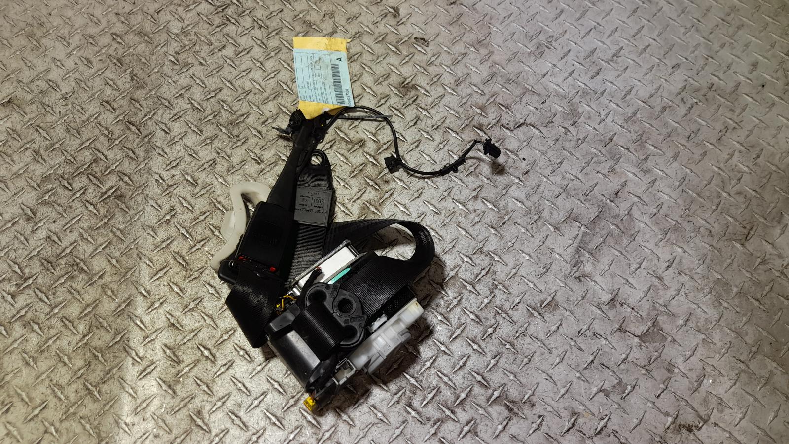 View Auto part Seatbelt/Stalk Audi A5 2012