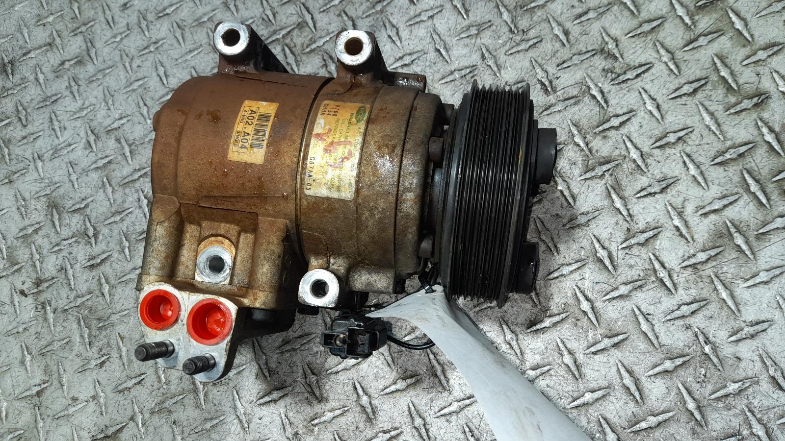 View Auto part A/C Compressor Hyundai Iload/imax 2011