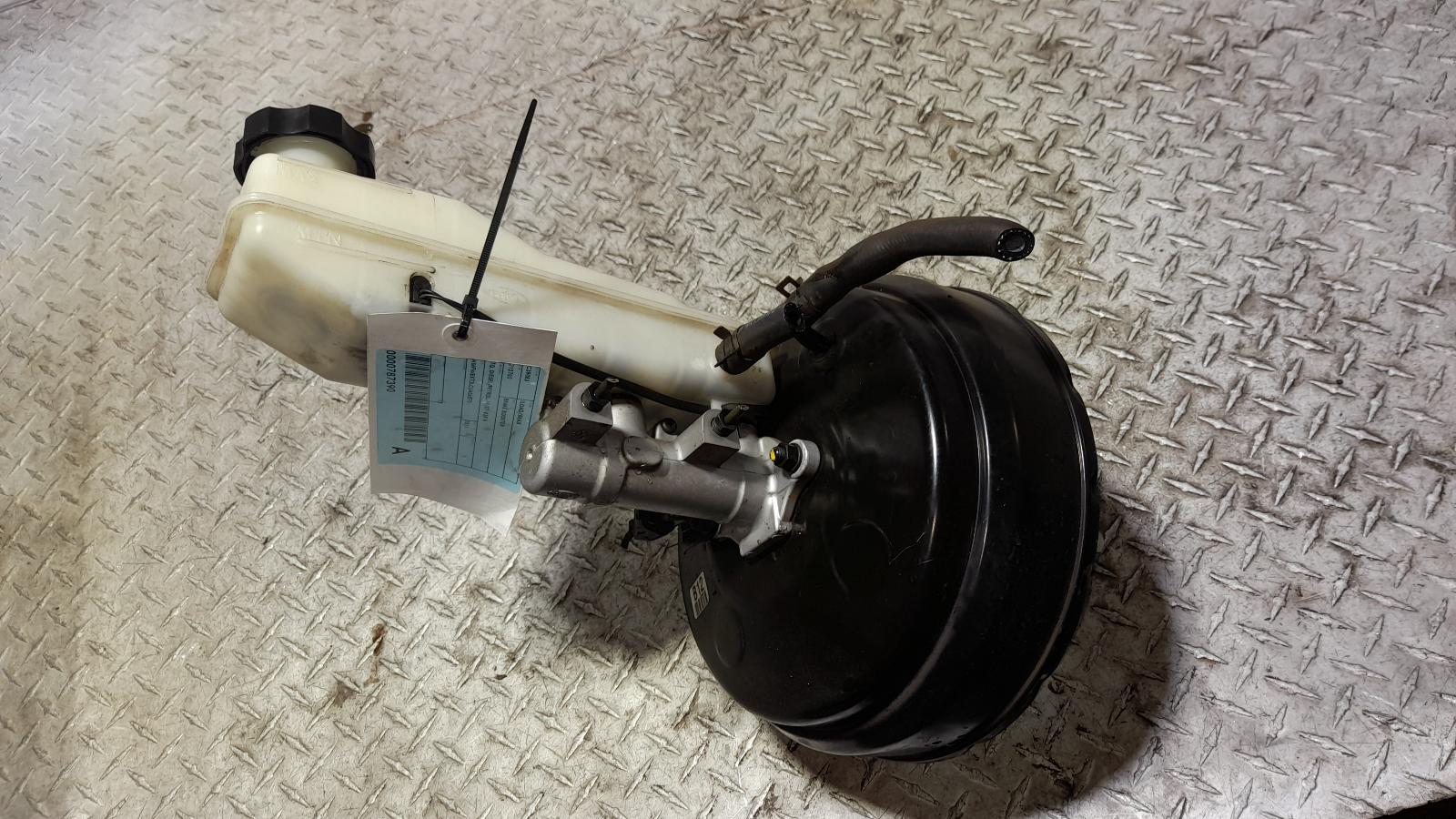 View Auto part Brake Booster Hyundai Iload/imax 2011