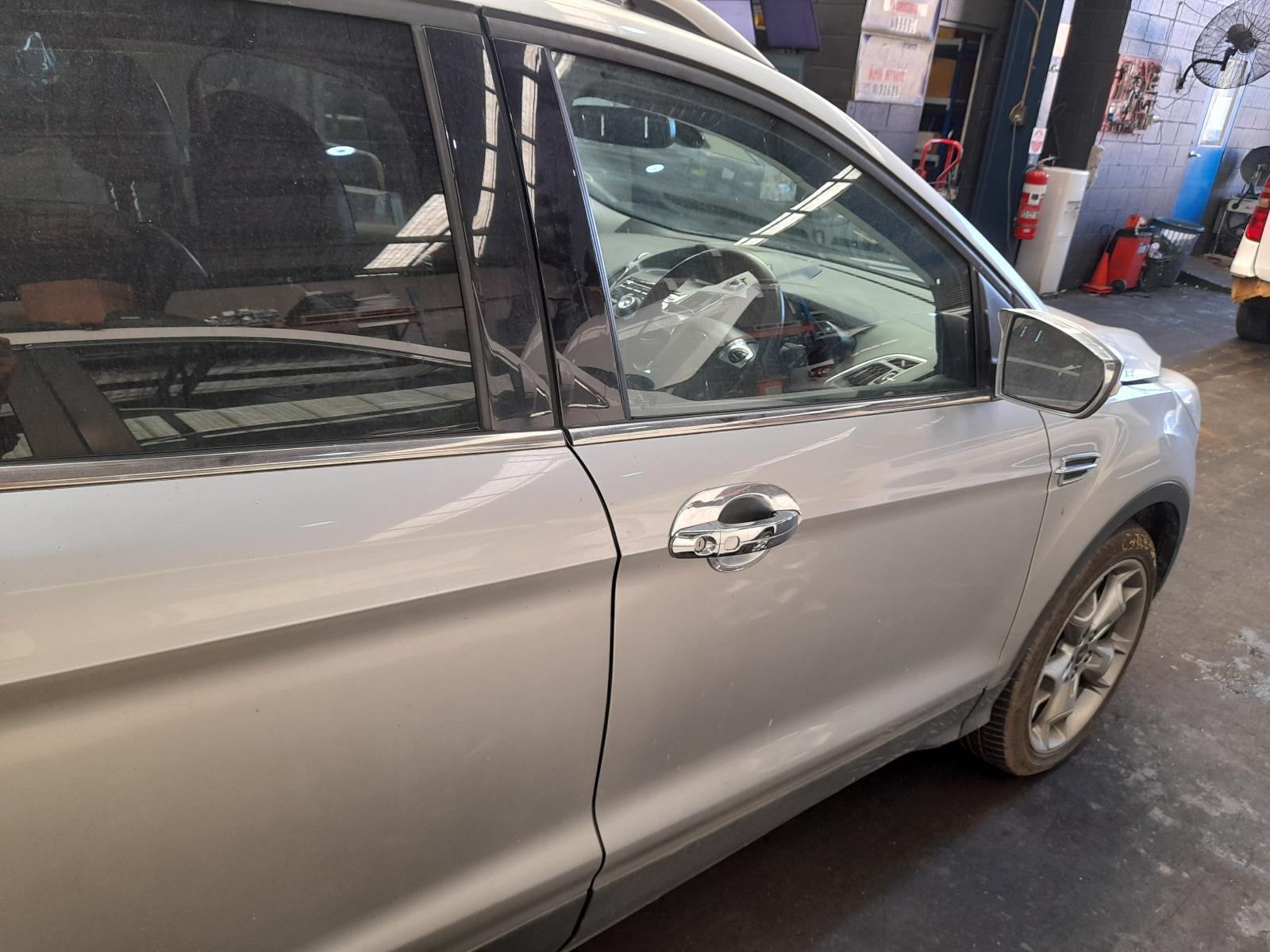 View Auto part Right Front Door Ford Kuga 2014