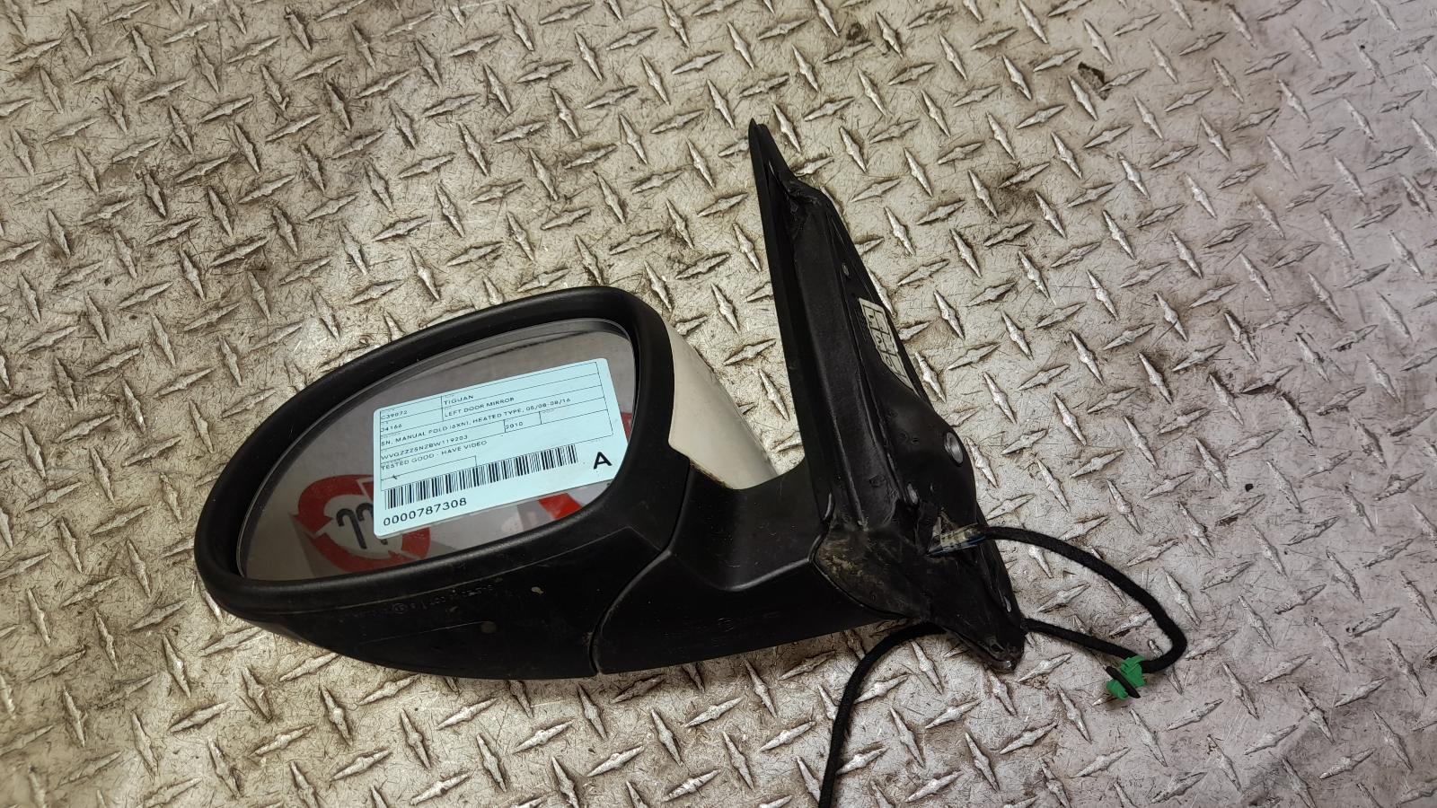 View Auto part Left Door Mirror Volkswagen Tiguan 2010