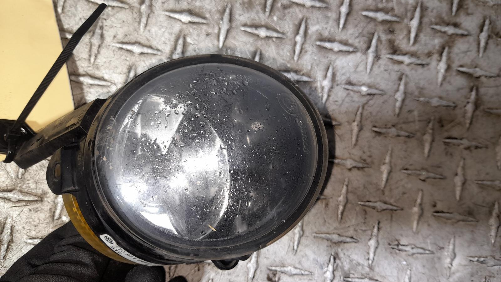 View Auto part Right Indicator/Fog/Side Volkswagen Tiguan 2010