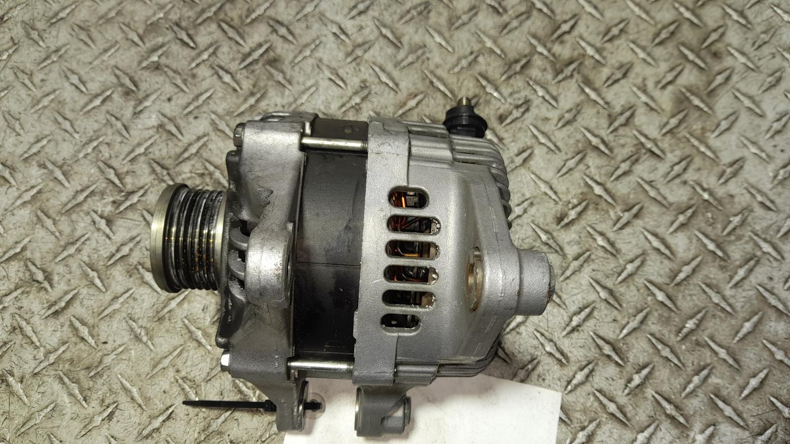 View Auto part Alternator Mazda Cx9 2017