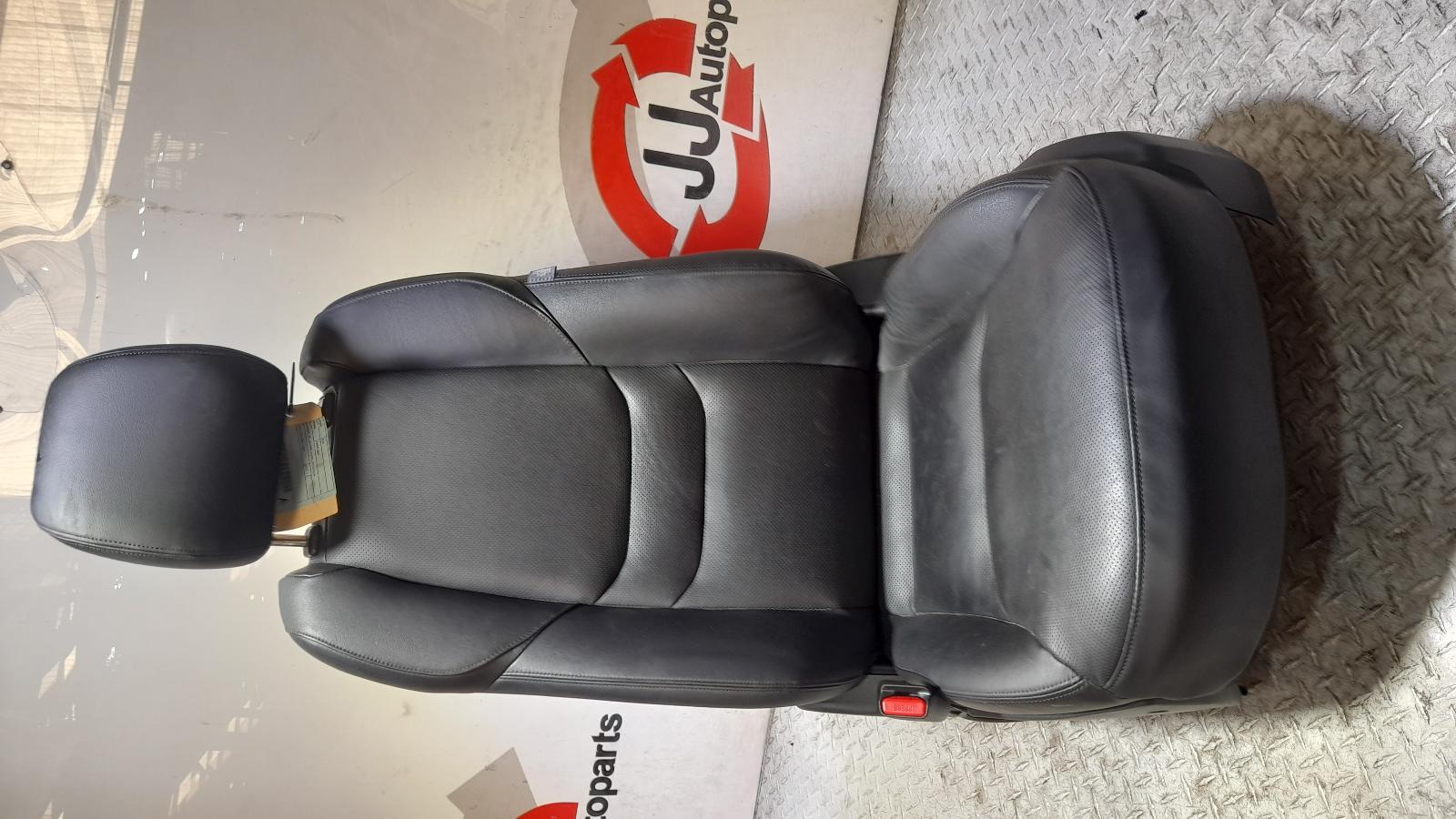 View Auto part Front Seat Mazda Cx9 2017