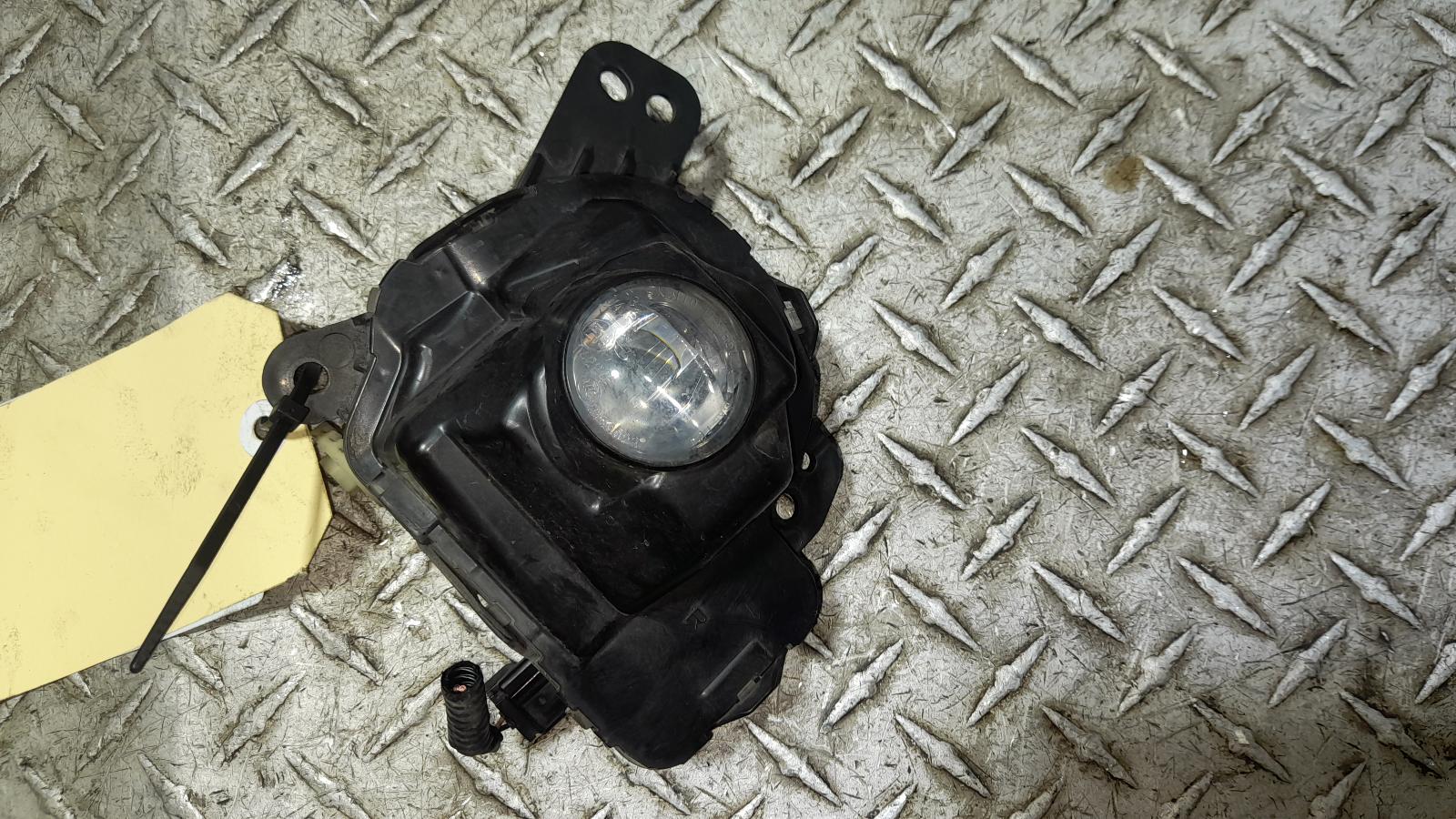 View Auto part Right Indicator/Fog/Side Mazda Cx9 2017