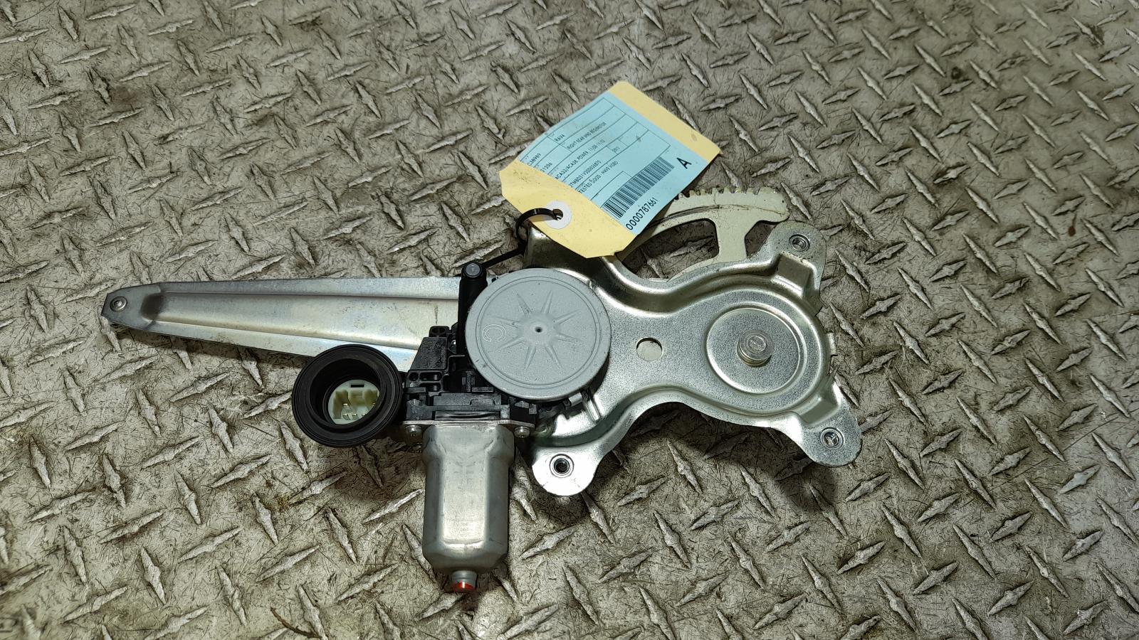 View Auto part Right Rear Wnd Reg/Motor Toyota Rav4 2012