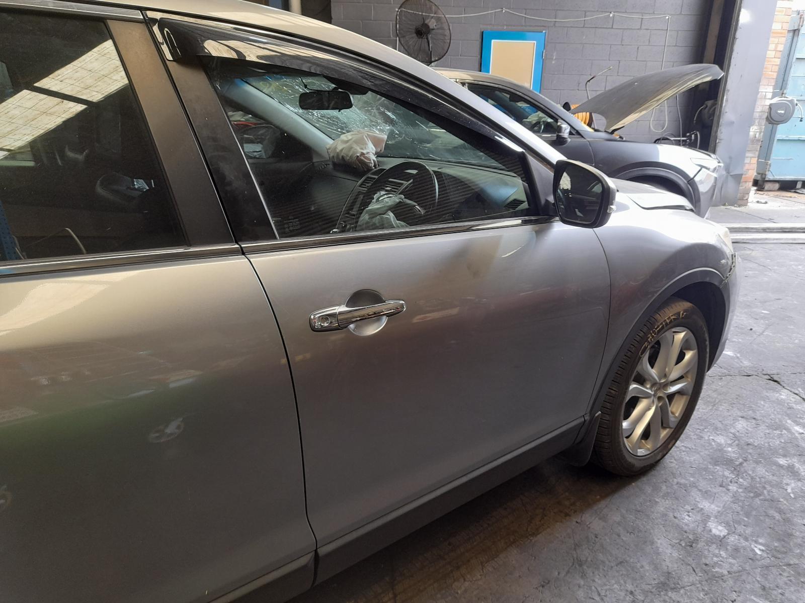 View Auto part Right Front Door Mazda Cx9 2011