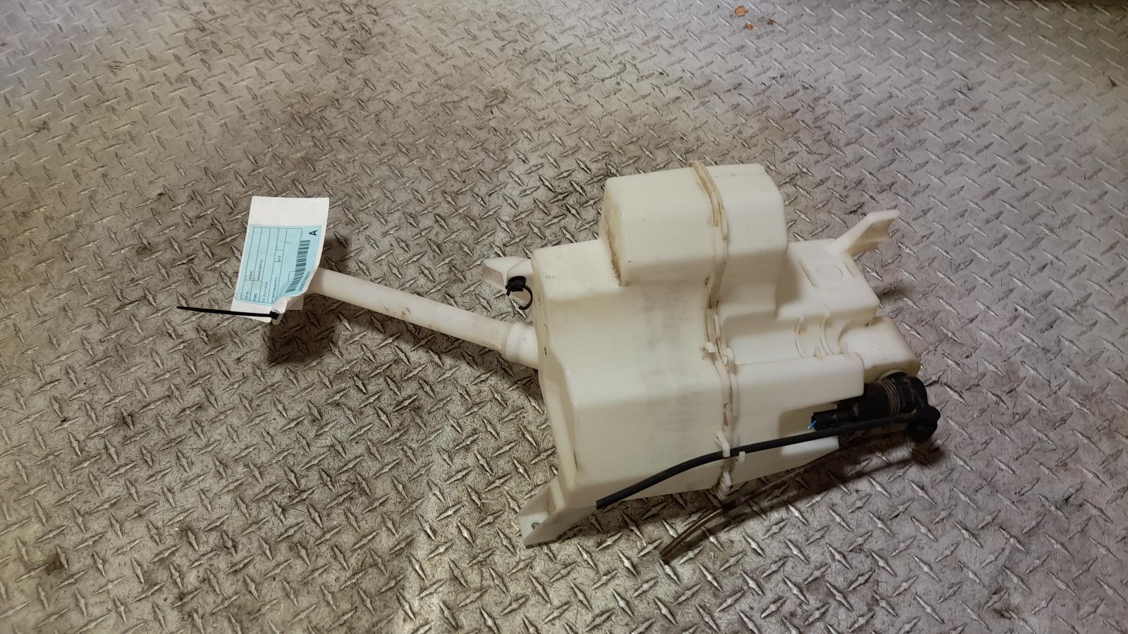 View Auto part Washer Bottle Nissan Xtrail 2018