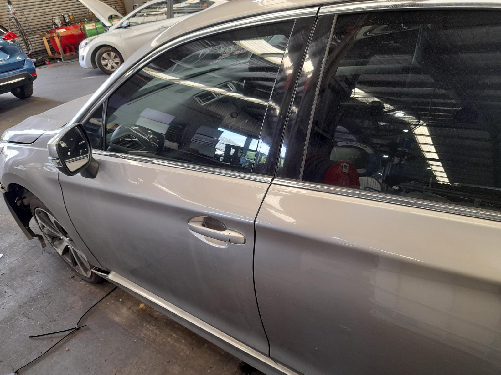 View Auto part Left Front Door Window Subaru Liberty 2015