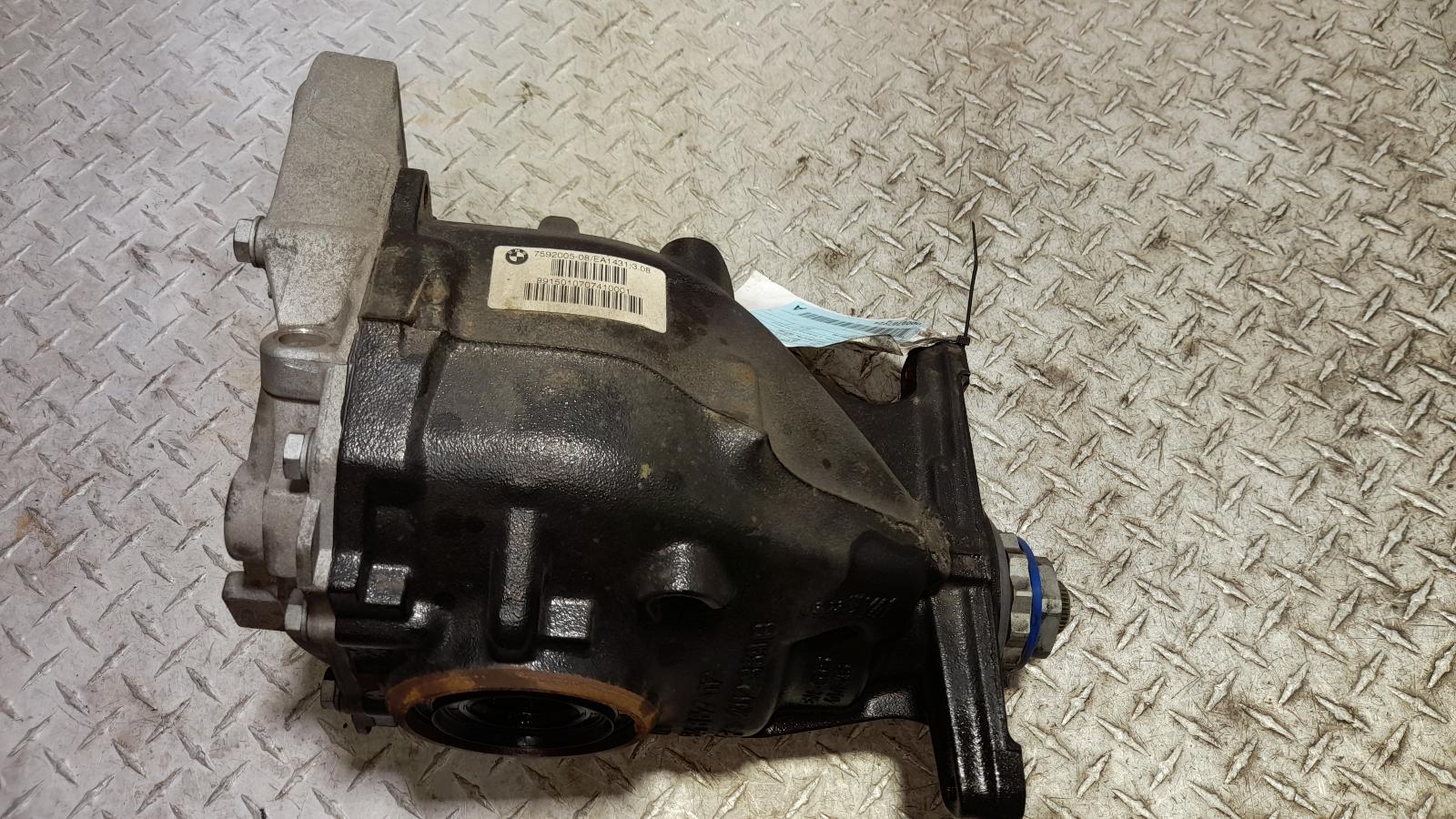 View Auto part Differential Centre Bmw X3 2015