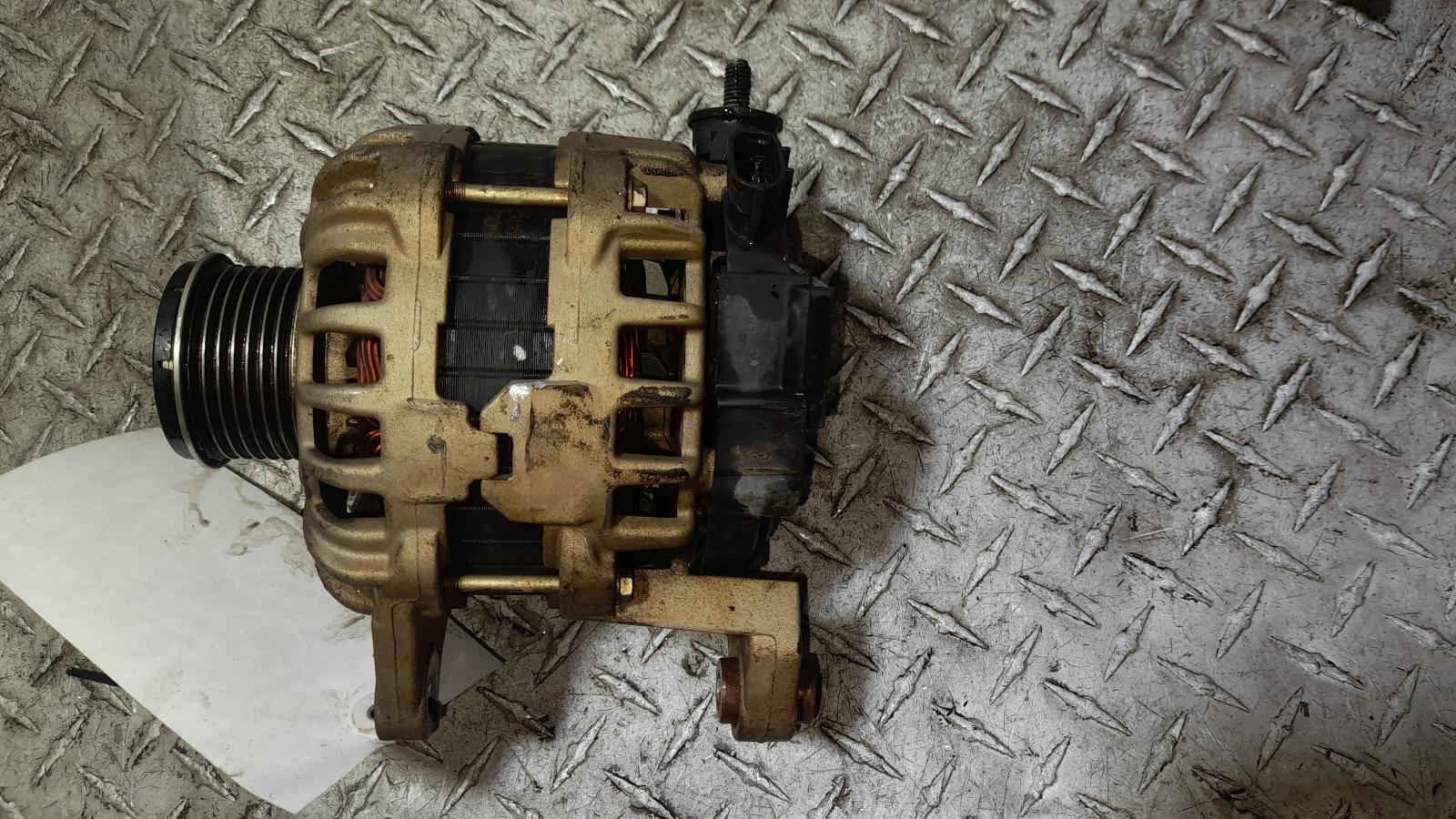 View Auto part Alternator Nissan Navara 2017