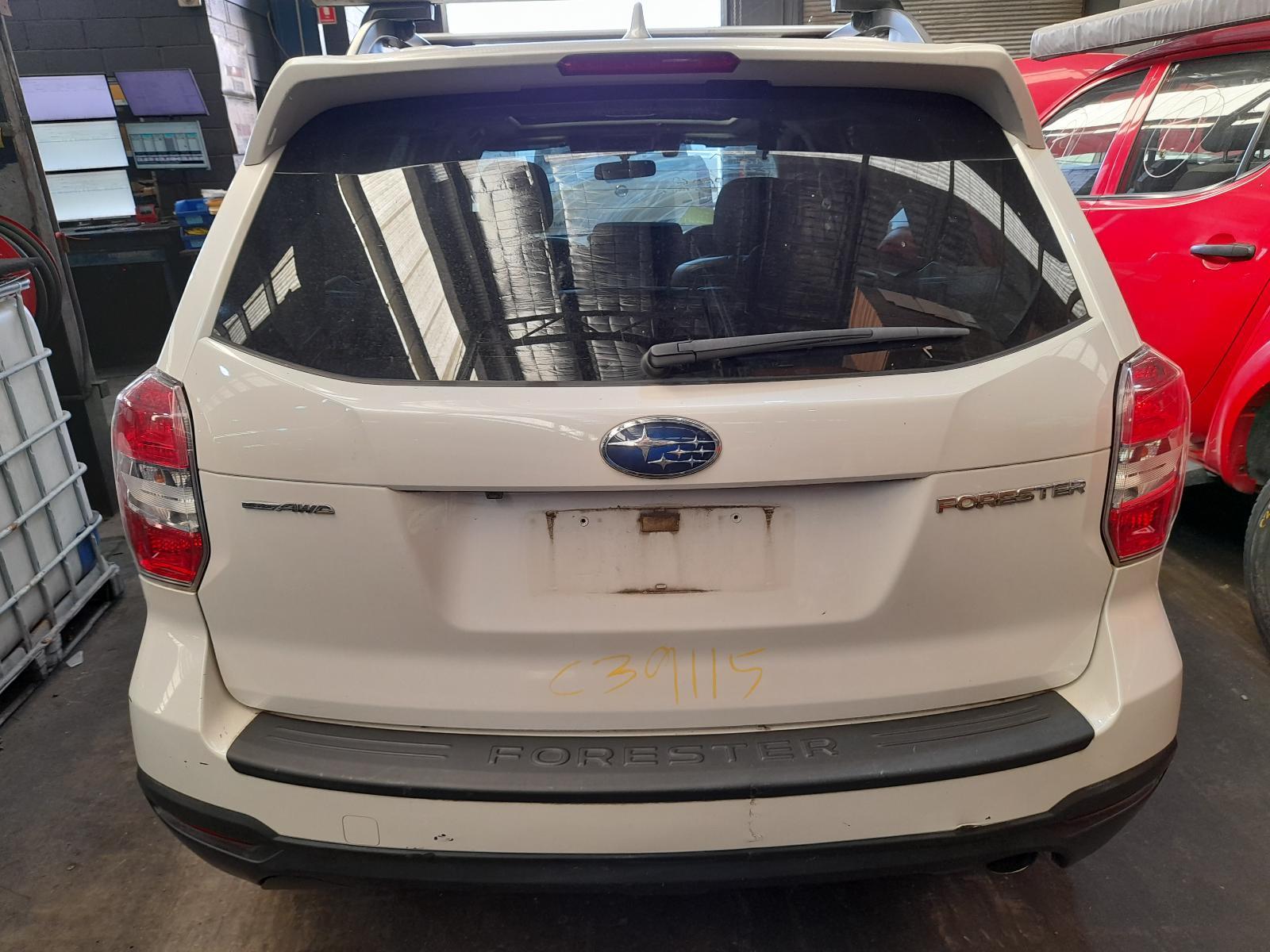 View Auto part Bootlid/Tailgate Subaru Forester 2015