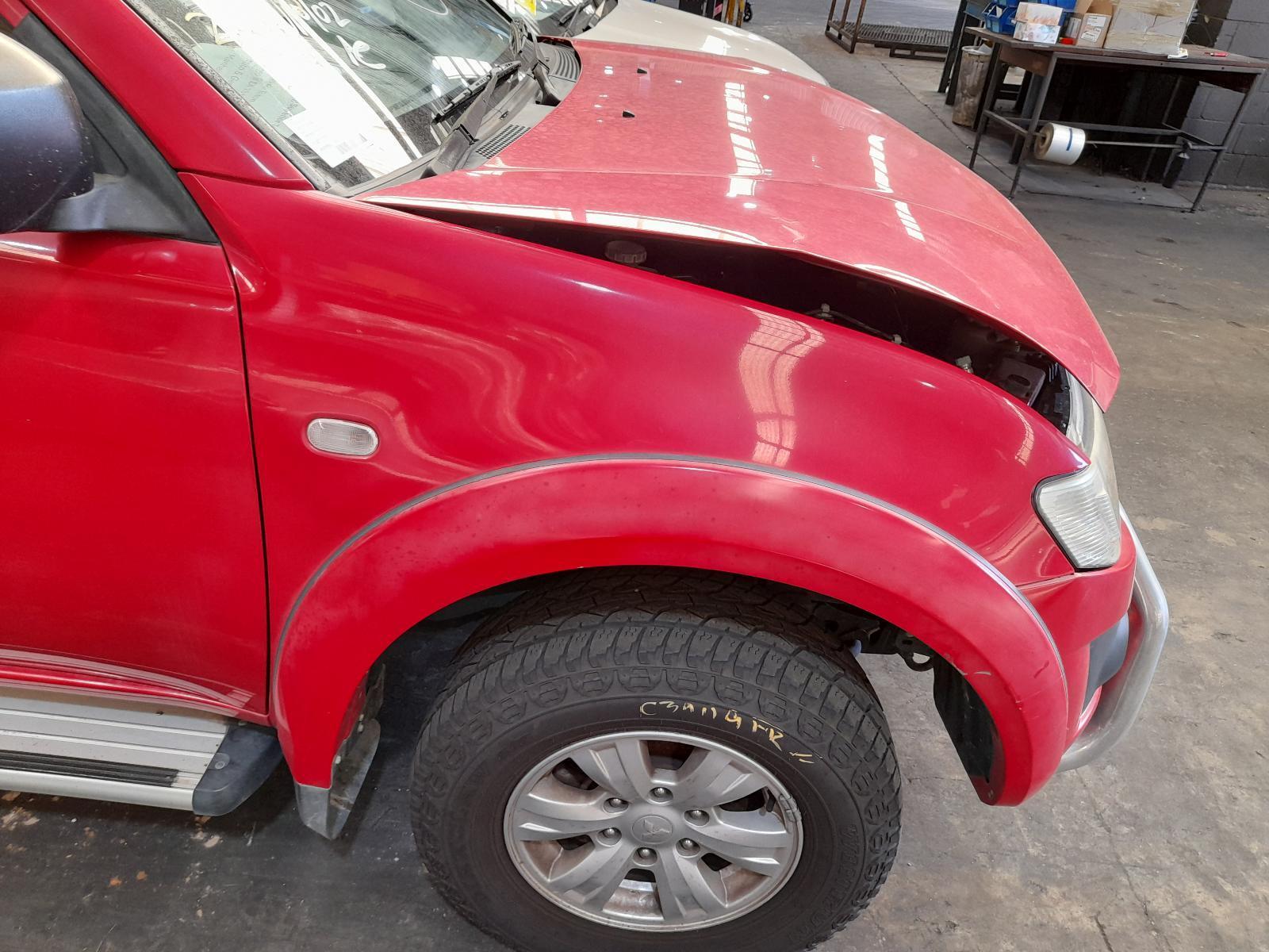 View Auto part Right Guard Mitsubishi Triton 2015