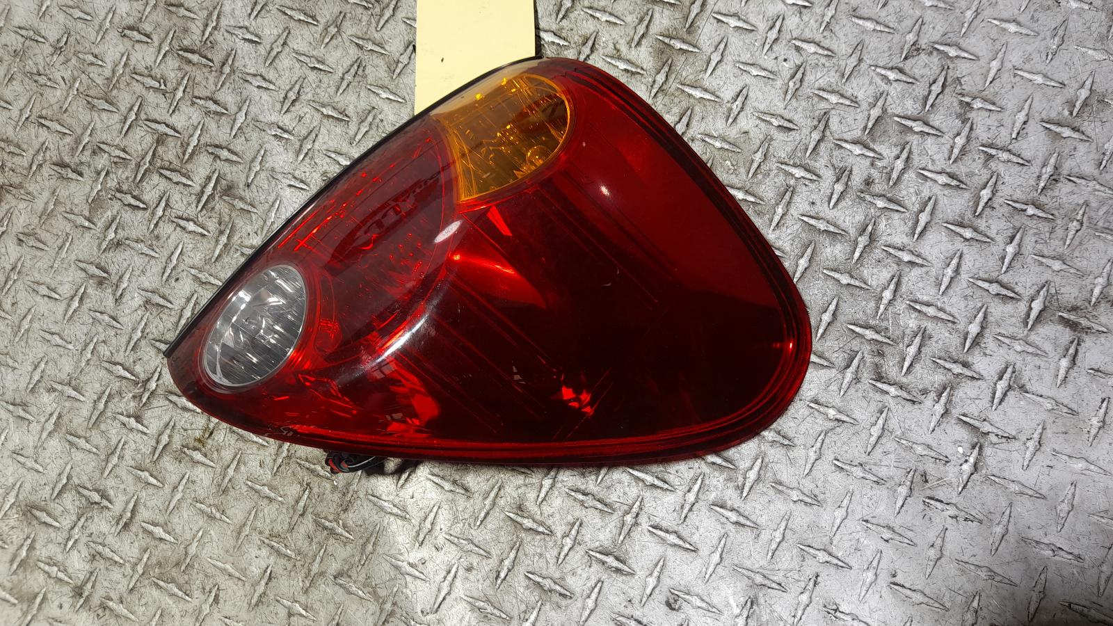 View Auto part Right Taillight Mitsubishi Triton 2015