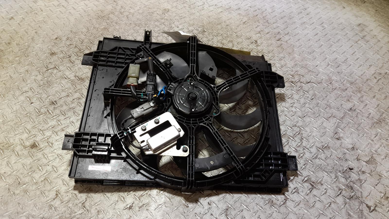 View Auto part Fan Nissan Pulsar 2014