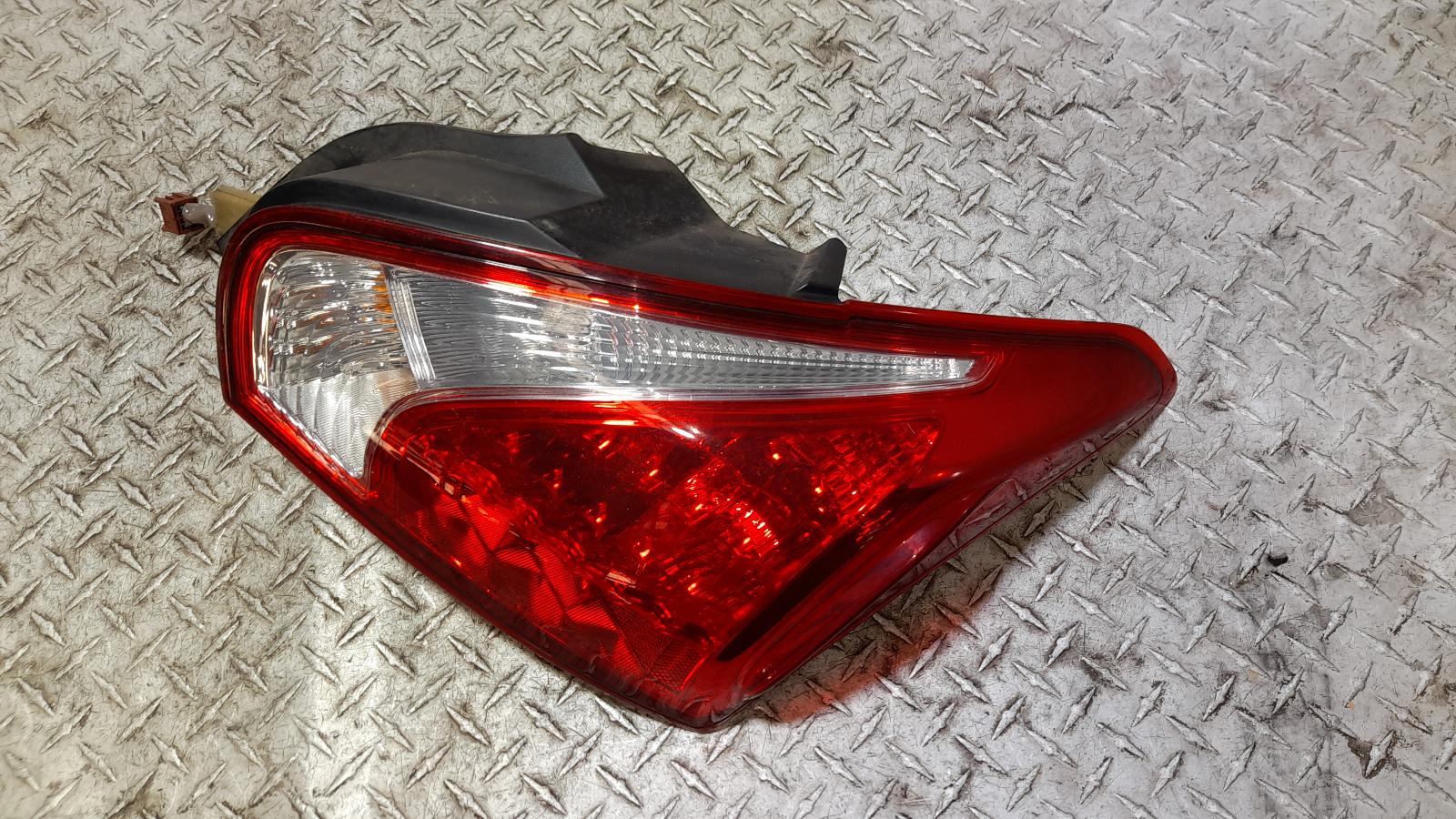 View Auto part Right Taillight Nissan Pulsar 2014